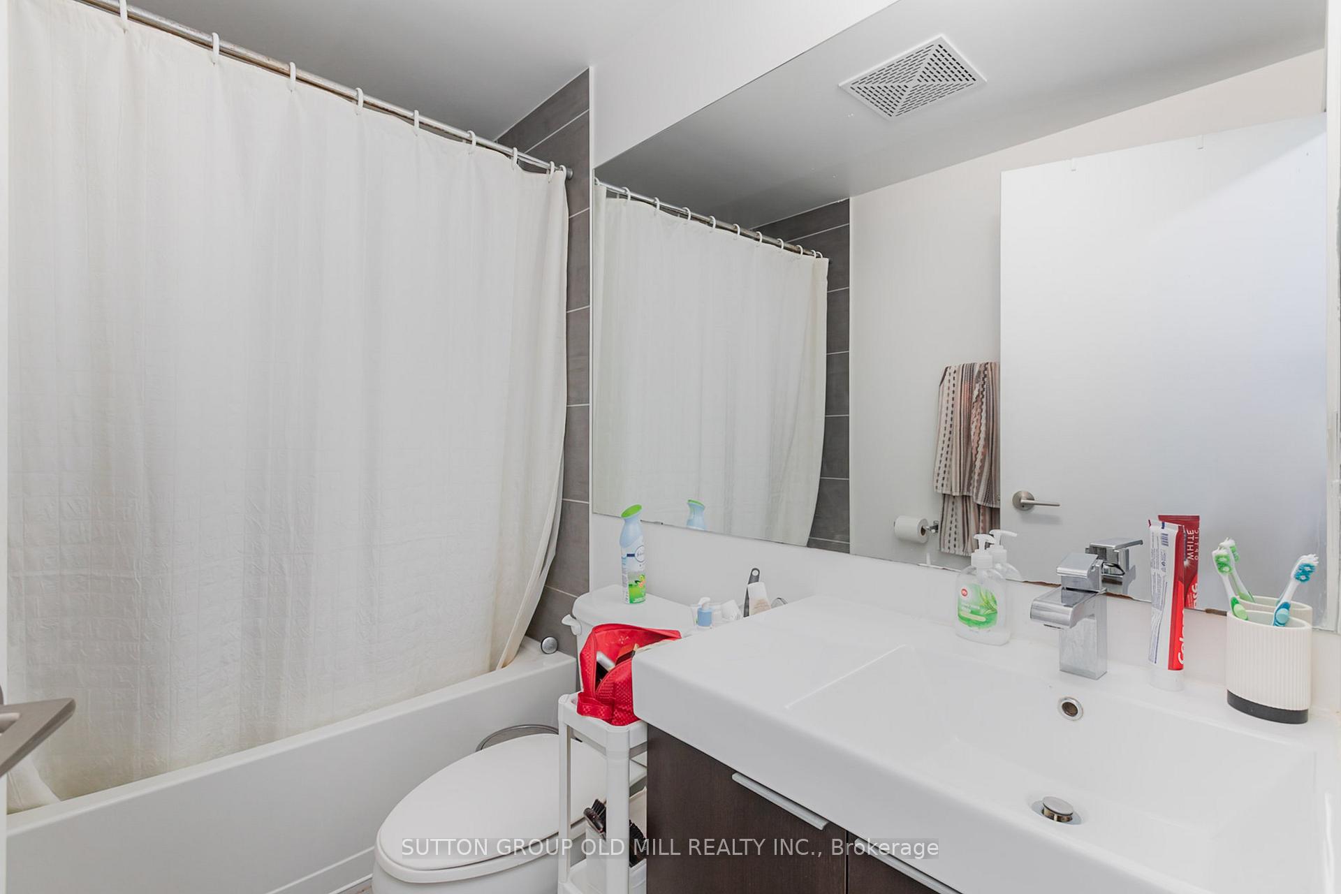 Photo 13 of Unit 704, 478 King Street W, Toronto, Waterfront Communities — HOMEH