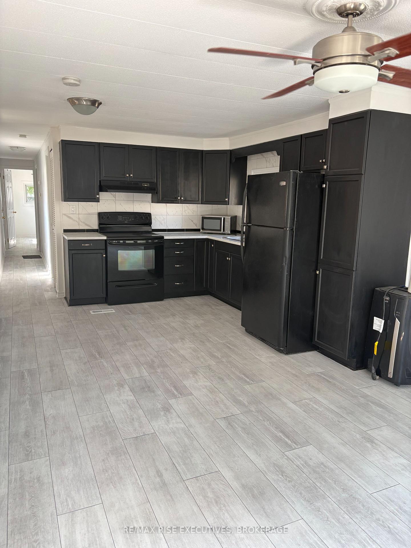 Photo 5 of 12 Wentworth Drive, Kingston, Rideau — HOMEH