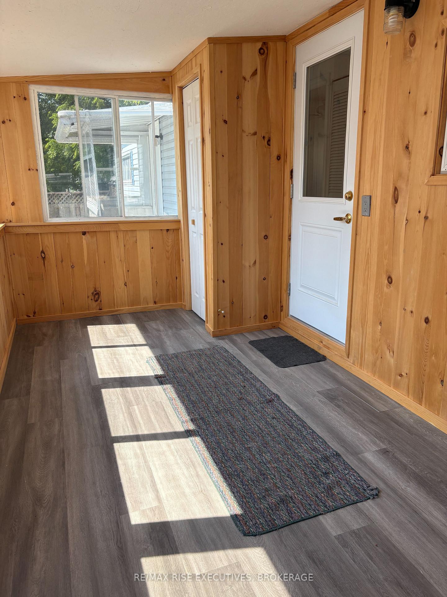 Photo 7 of 12 Wentworth Drive, Kingston, Rideau — HOMEH