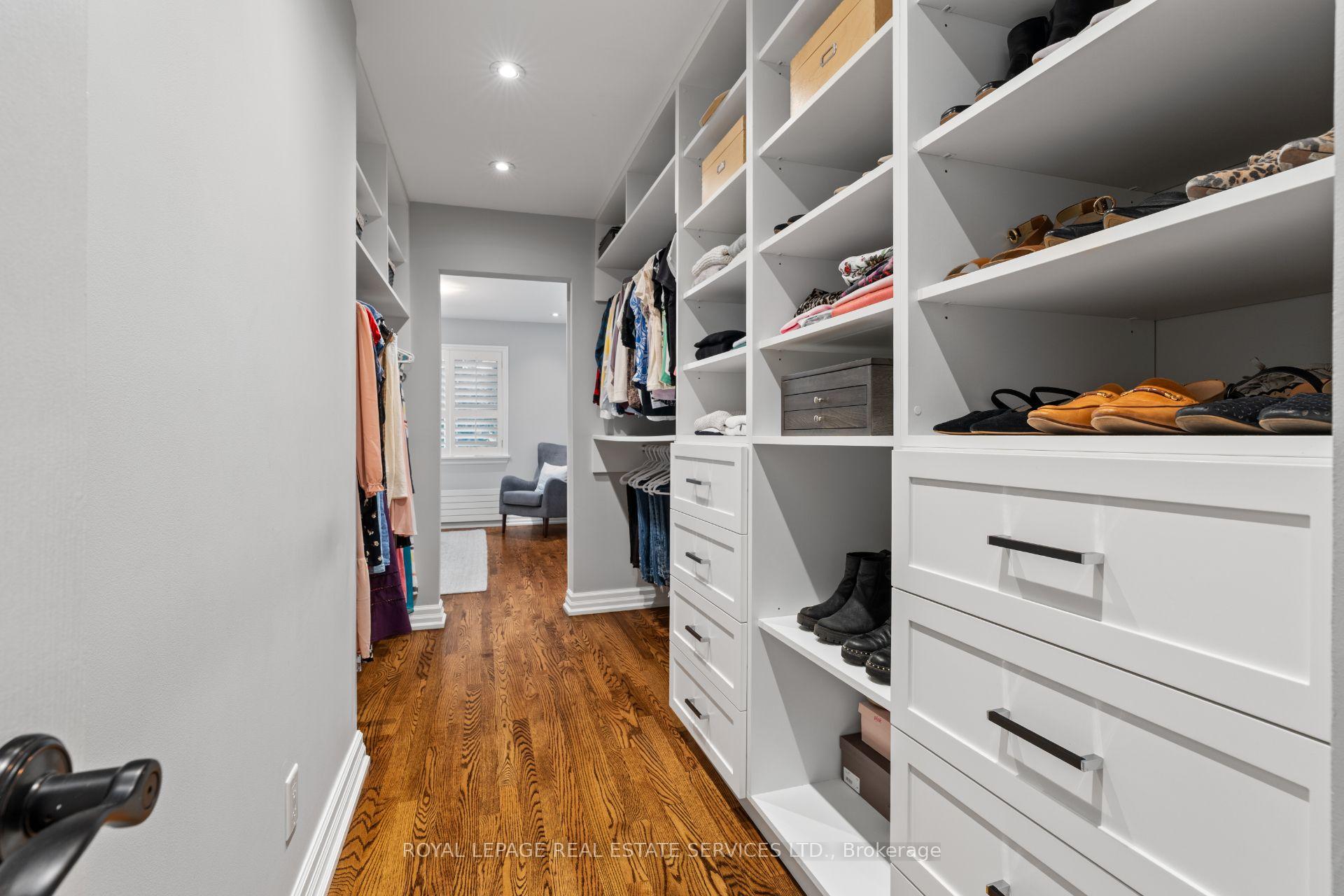 Photo 24 of 100 Dunedin Drive, Etobicoke, Kingsway South — HOMEH