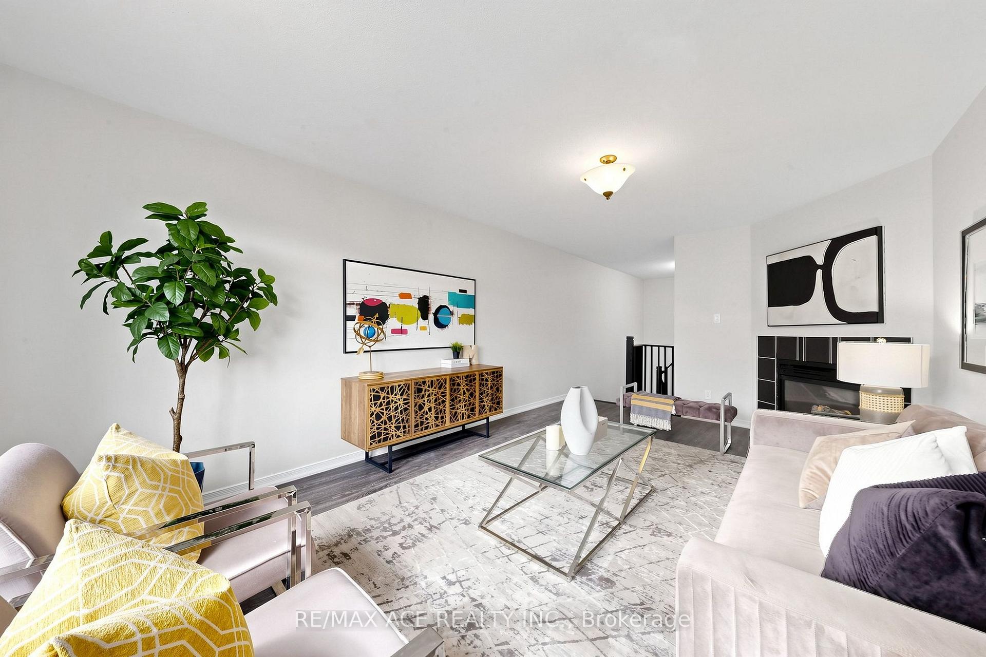 Photo 26 of 119 Primeau Drive, Aurora, Aurora Grove — HOMEH