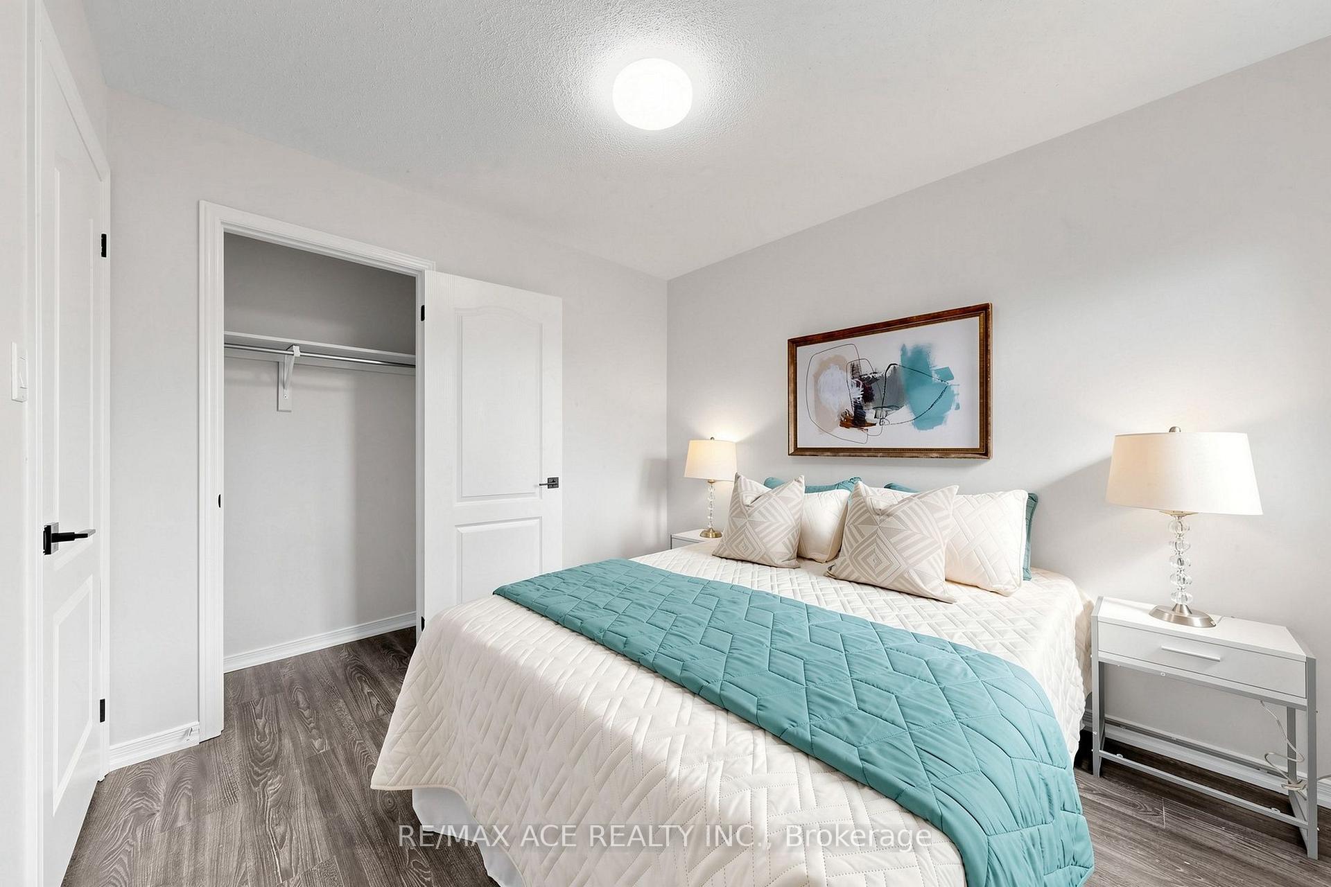 Photo 35 of 119 Primeau Drive, Aurora, Aurora Grove — HOMEH