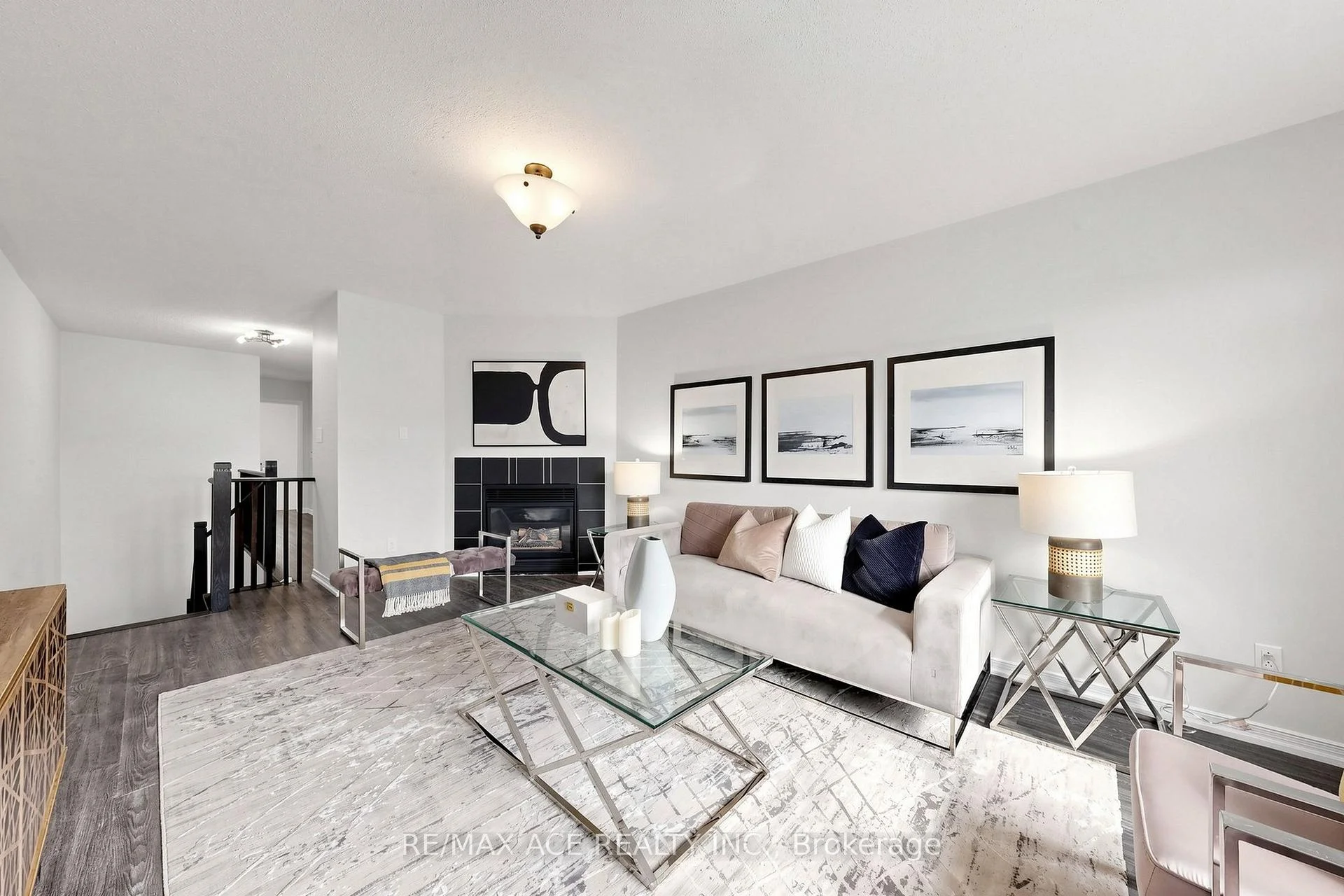 Photo 53 of 119 Primeau Drive, Aurora, Aurora Grove — HOMEH