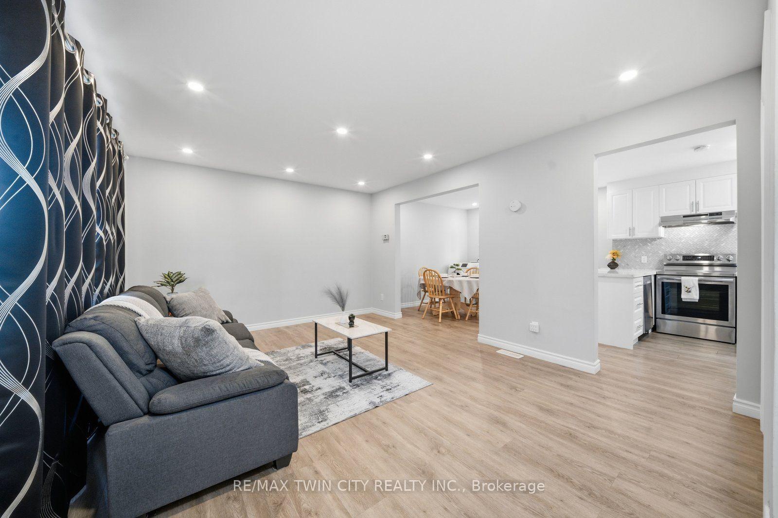 Photo 9 of 44 Stanley Street, Brantford, East Ward — HOMEH