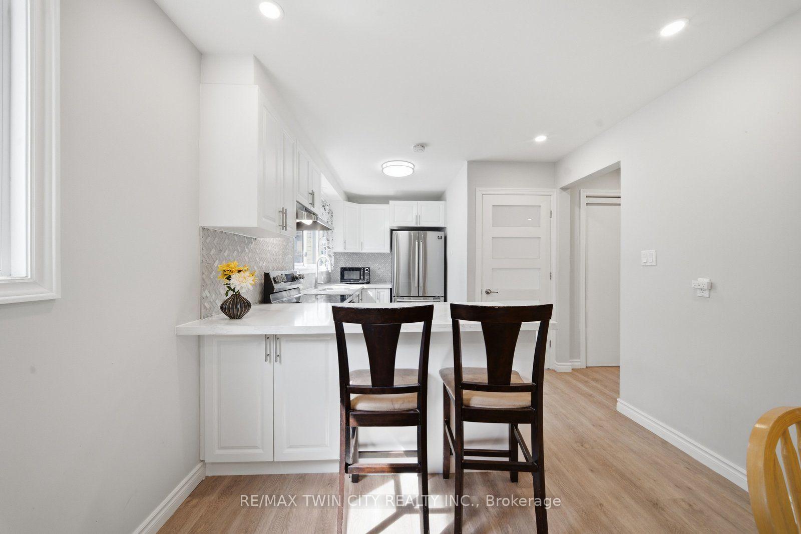 Photo 16 of 44 Stanley Street, Brantford, East Ward — HOMEH
