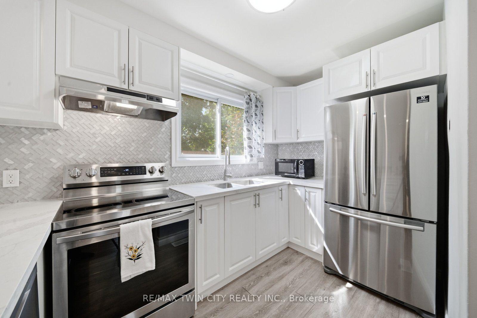 Photo 18 of 44 Stanley Street, Brantford, East Ward — HOMEH