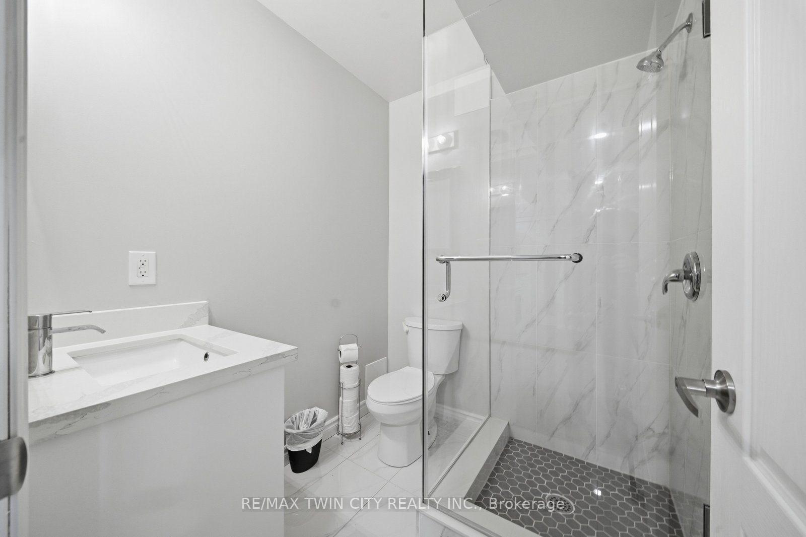 Photo 29 of 44 Stanley Street, Brantford, East Ward — HOMEH