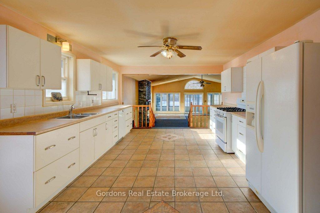 Photo 14 of 126 County Rd 10, Prince Edward County, Picton Ward — HOMEH