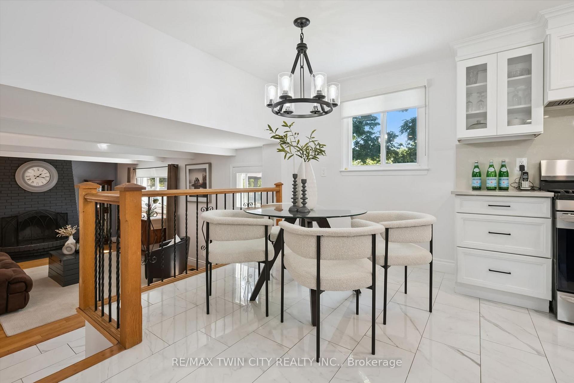Photo 11 of 19 Mcgarry Drive, Kitchener, Forest Hill — HOMEH