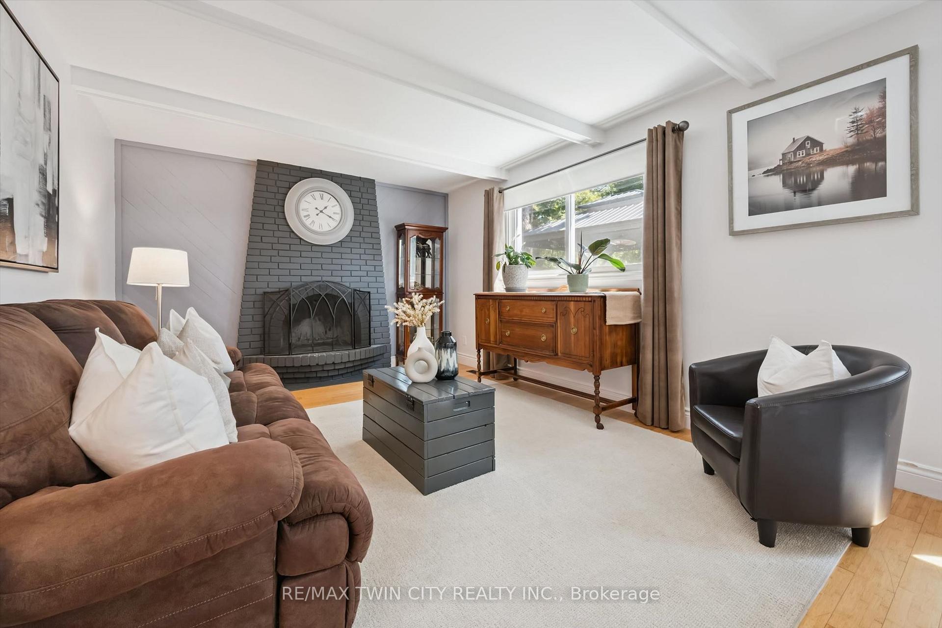 Photo 15 of 19 Mcgarry Drive, Kitchener, Forest Hill — HOMEH