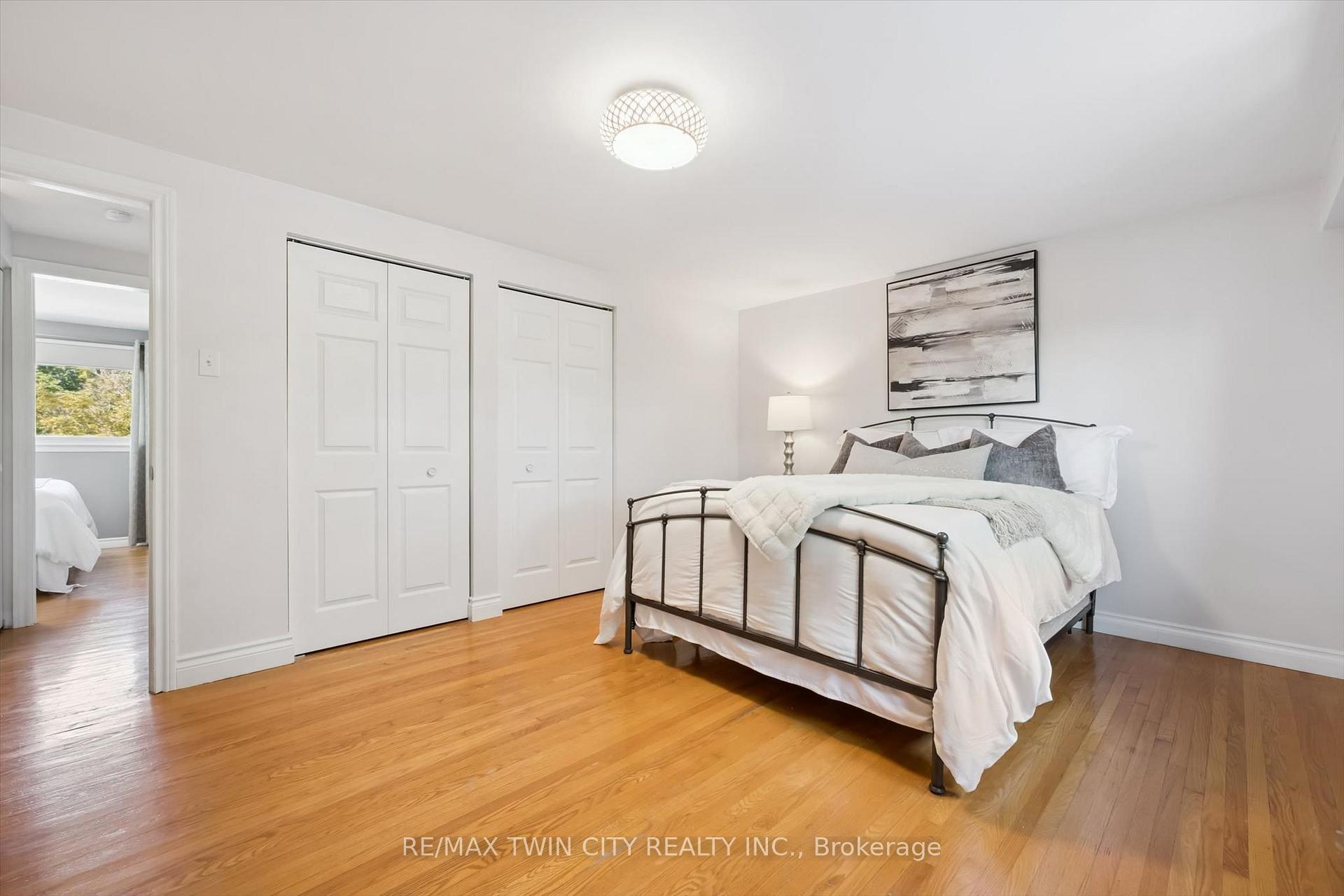 Photo 24 of 19 Mcgarry Drive, Kitchener, Forest Hill — HOMEH