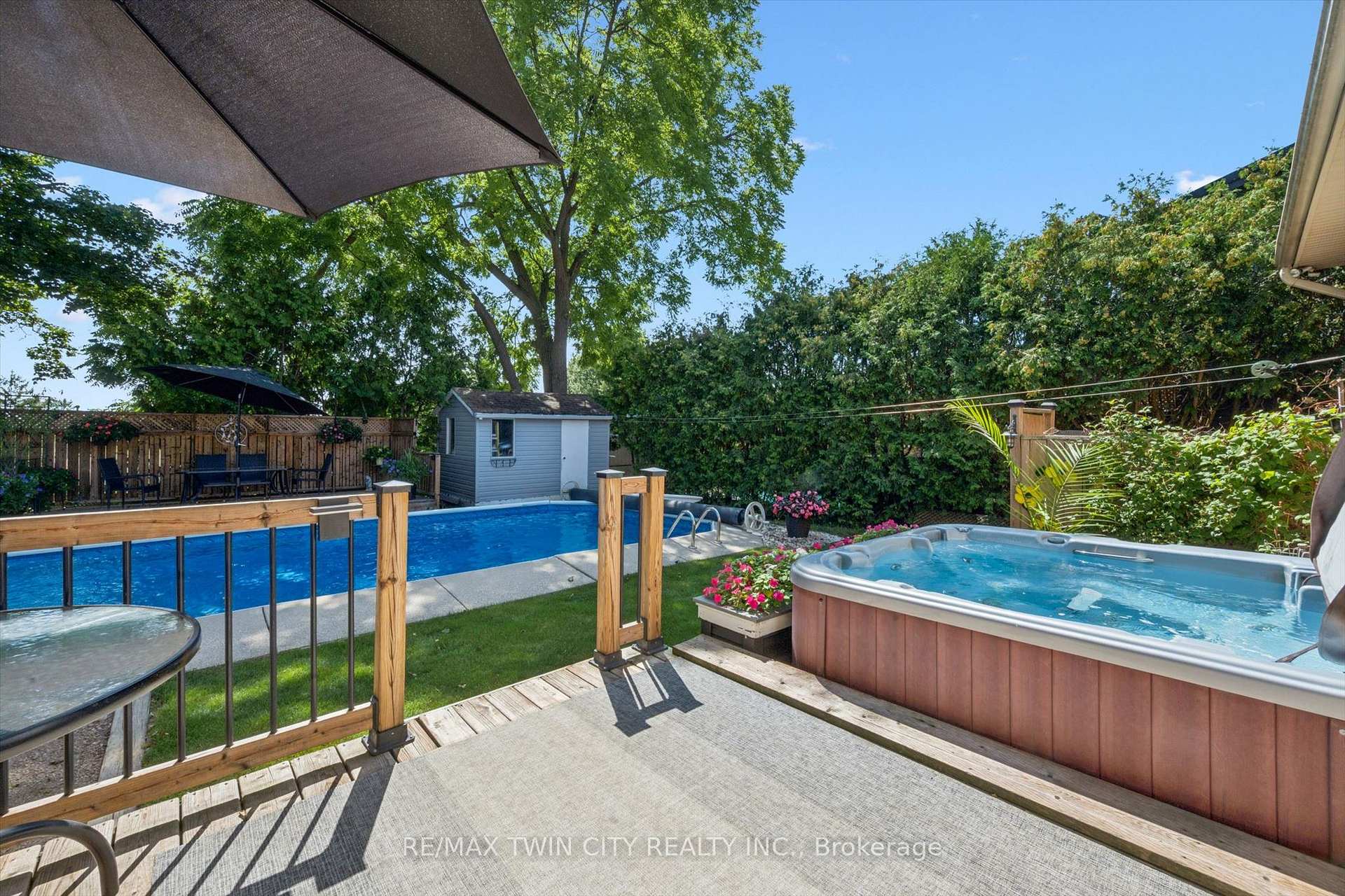 Photo 31 of 19 Mcgarry Drive, Kitchener, Forest Hill — HOMEH