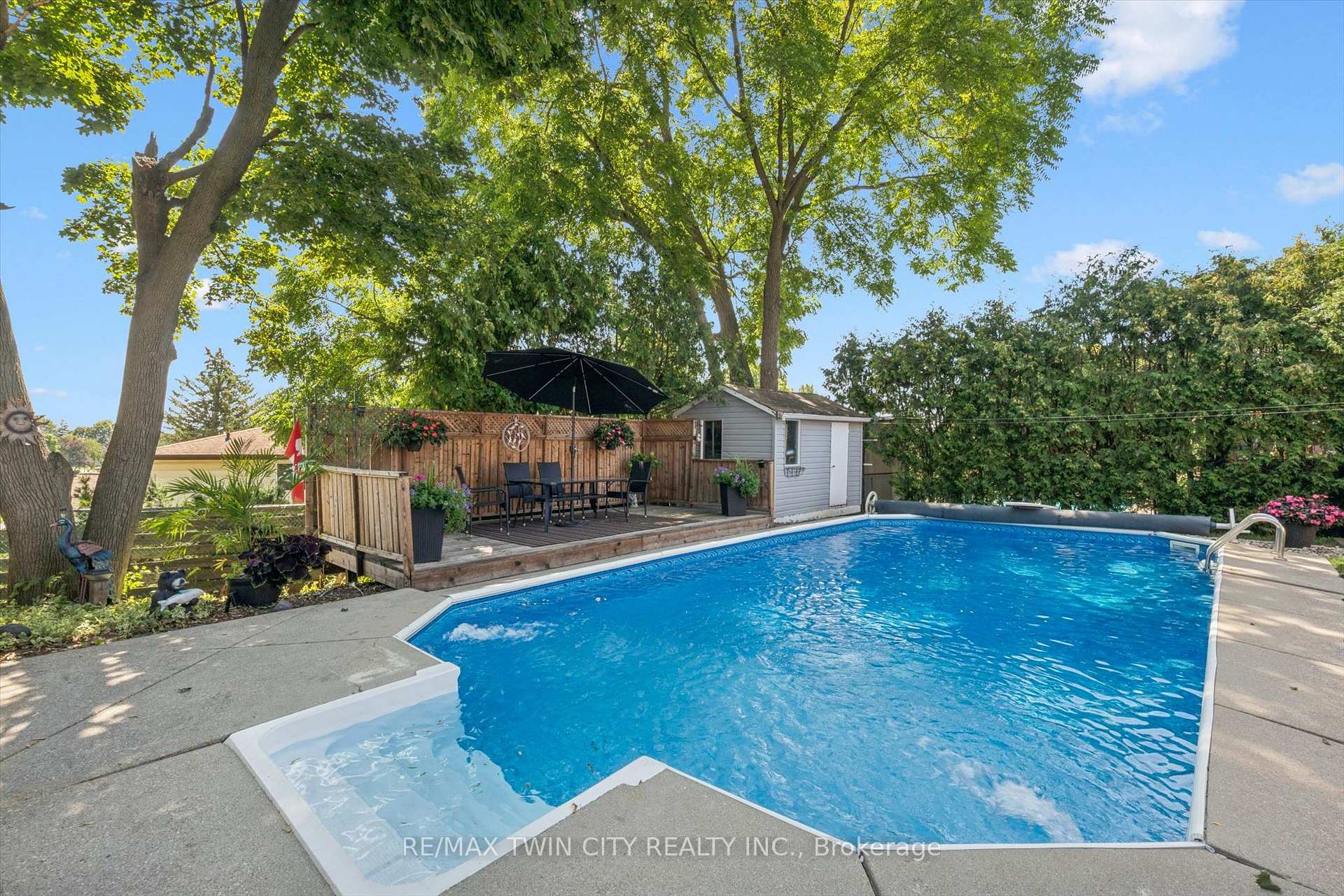 Photo 34 of 19 Mcgarry Drive, Kitchener, Forest Hill — HOMEH
