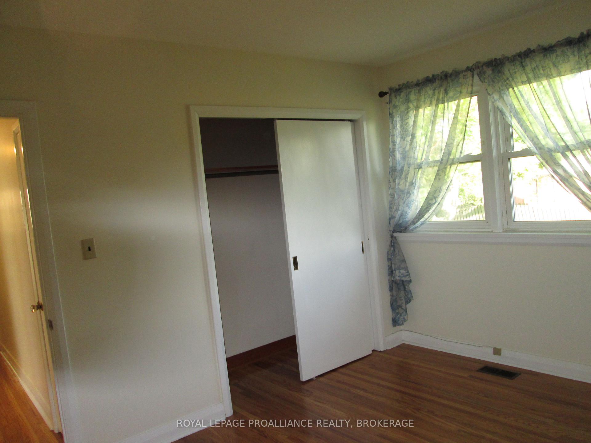 Photo 7 of 50 Campbell Crescent, Kingston, Central City West — HOMEH