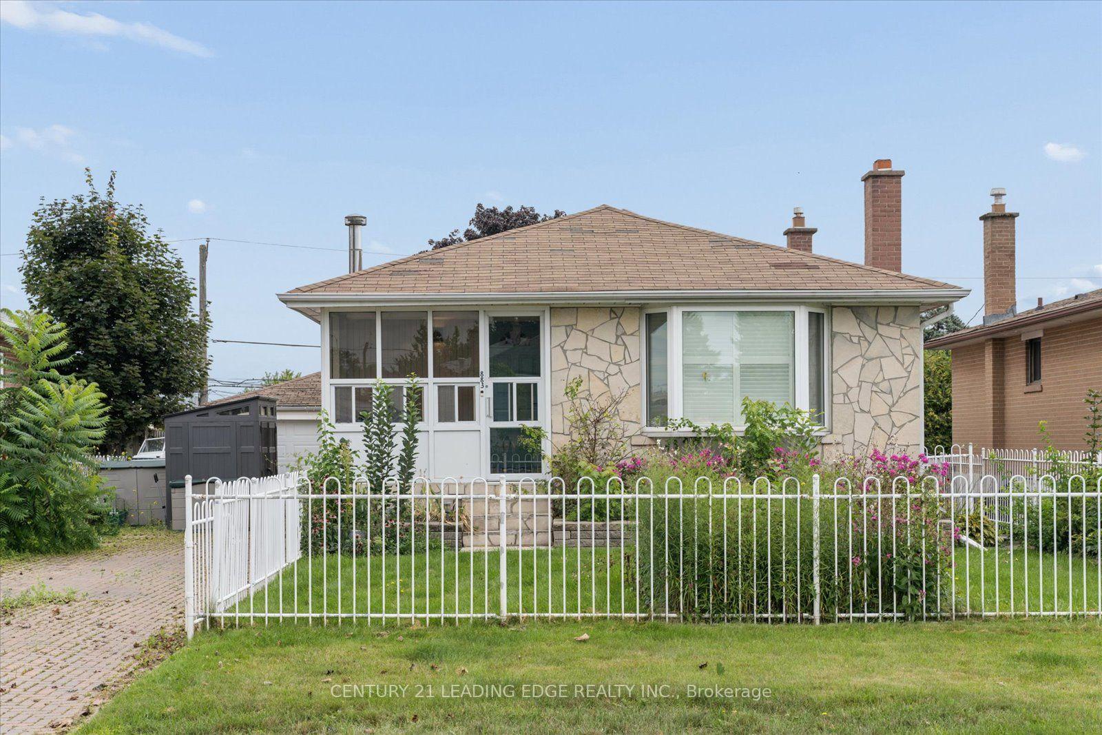 Photo 5 of Unit Basement, 883 Antonio Street, Pickering, Bay Ridges — HOMEH