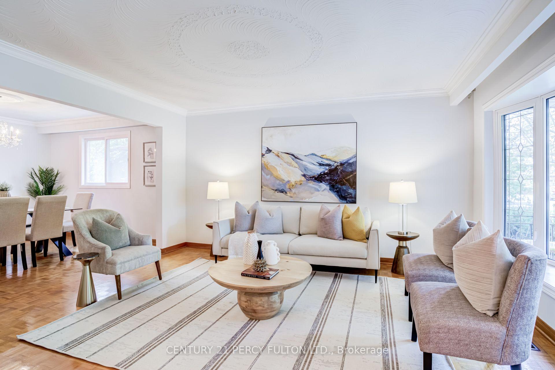 Photo 3 of 46 Cedar Drive, Scarborough, Scarborough Village — HOMEH