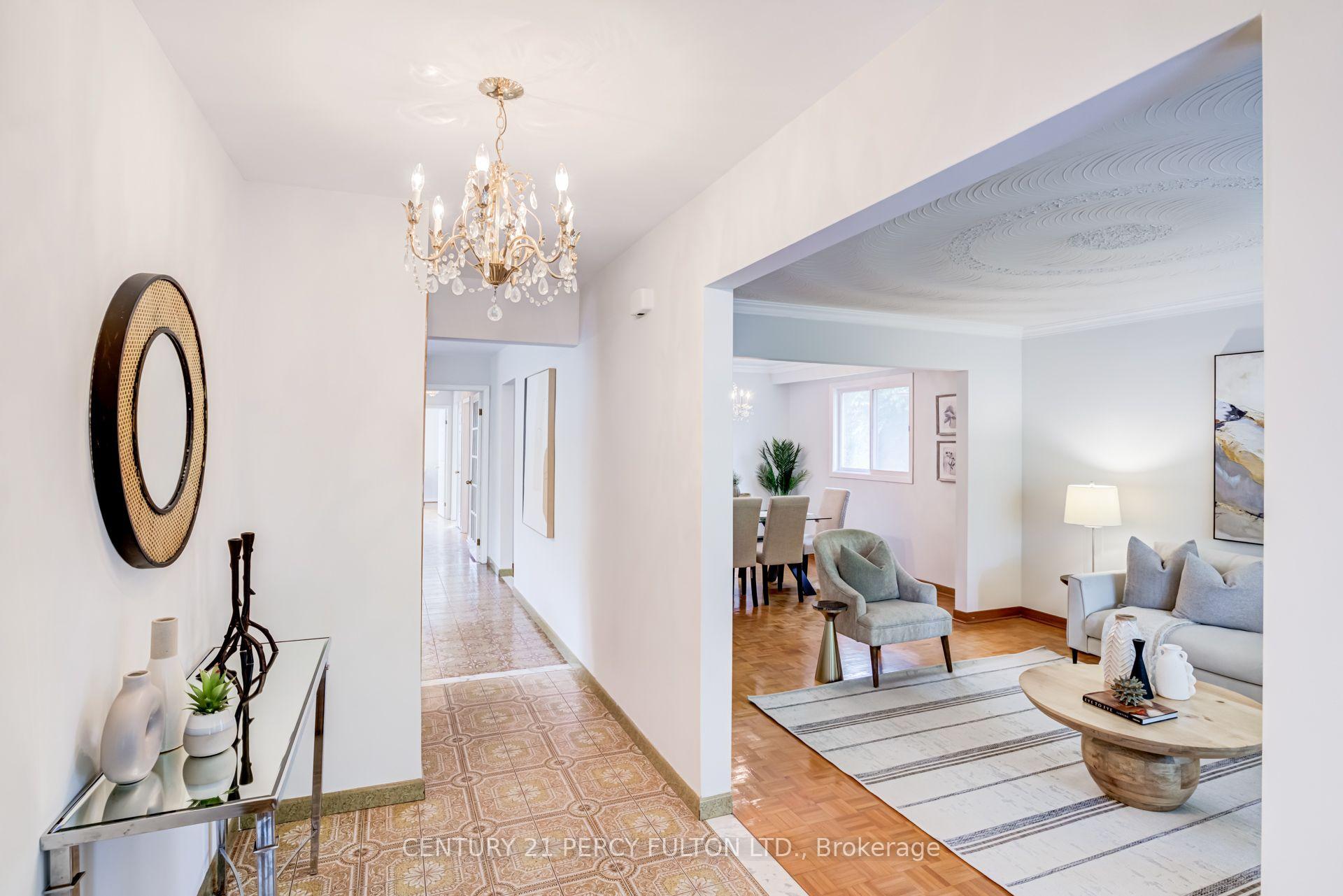 Photo 5 of 46 Cedar Drive, Scarborough, Scarborough Village — HOMEH