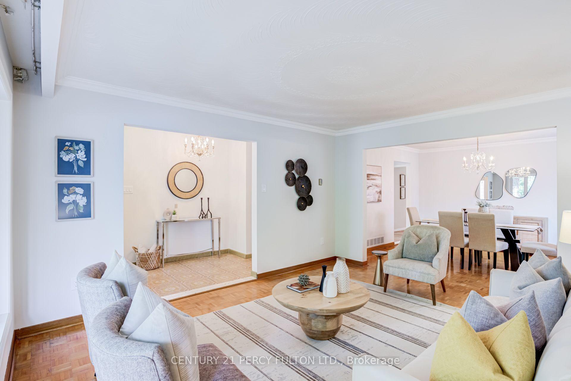 Photo 7 of 46 Cedar Drive, Scarborough, Scarborough Village — HOMEH