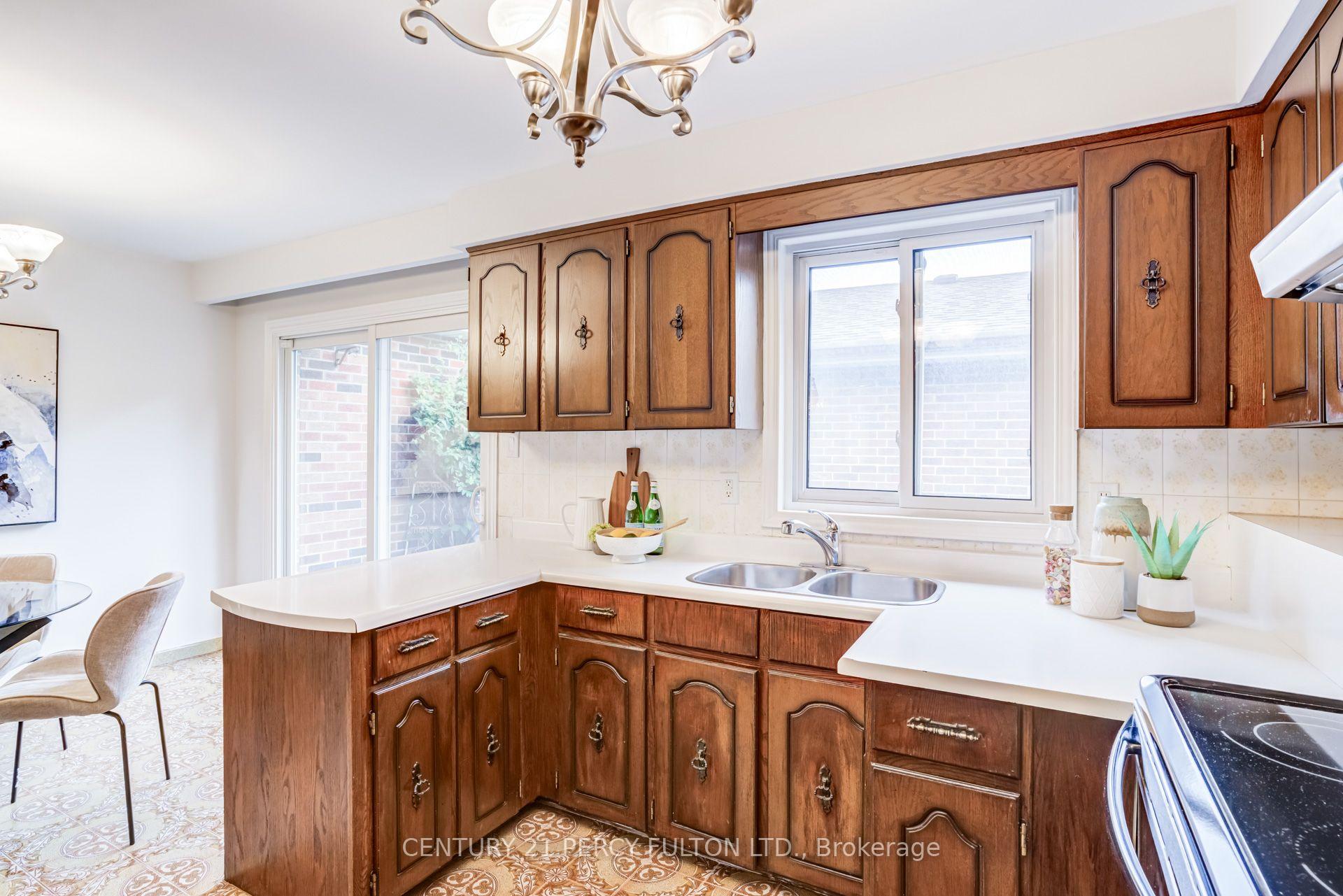 Photo 24 of 46 Cedar Drive, Scarborough, Scarborough Village — HOMEH