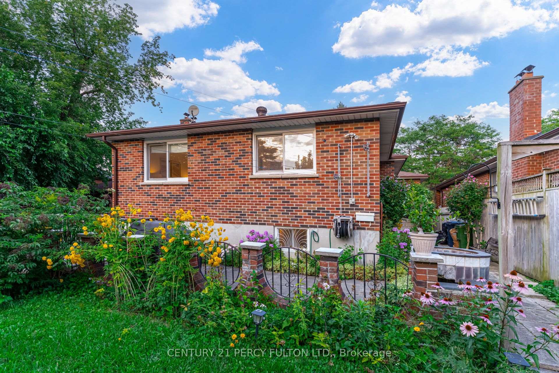 Photo 47 of 46 Cedar Drive, Scarborough, Scarborough Village — HOMEH