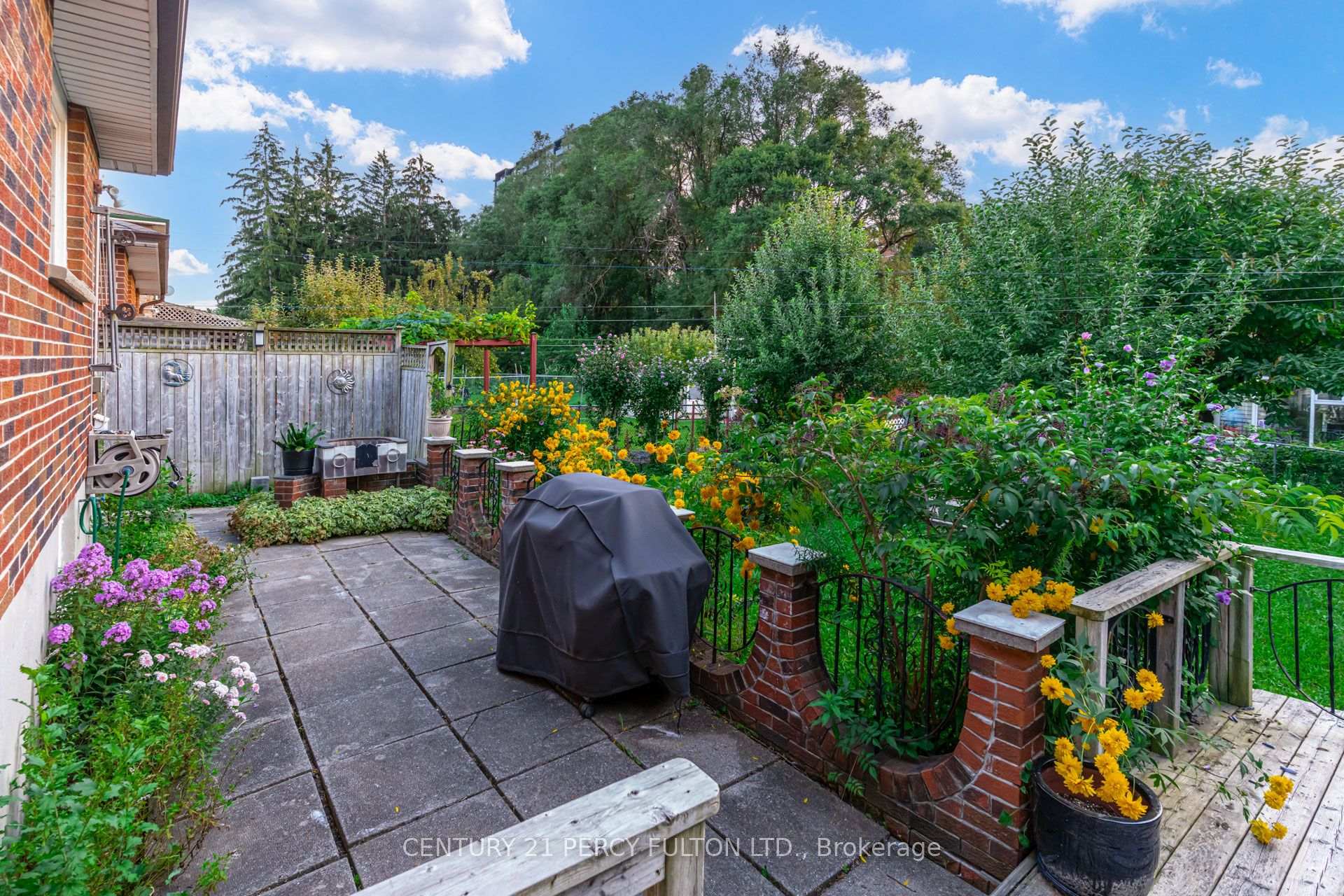 Photo 48 of 46 Cedar Drive, Scarborough, Scarborough Village — HOMEH