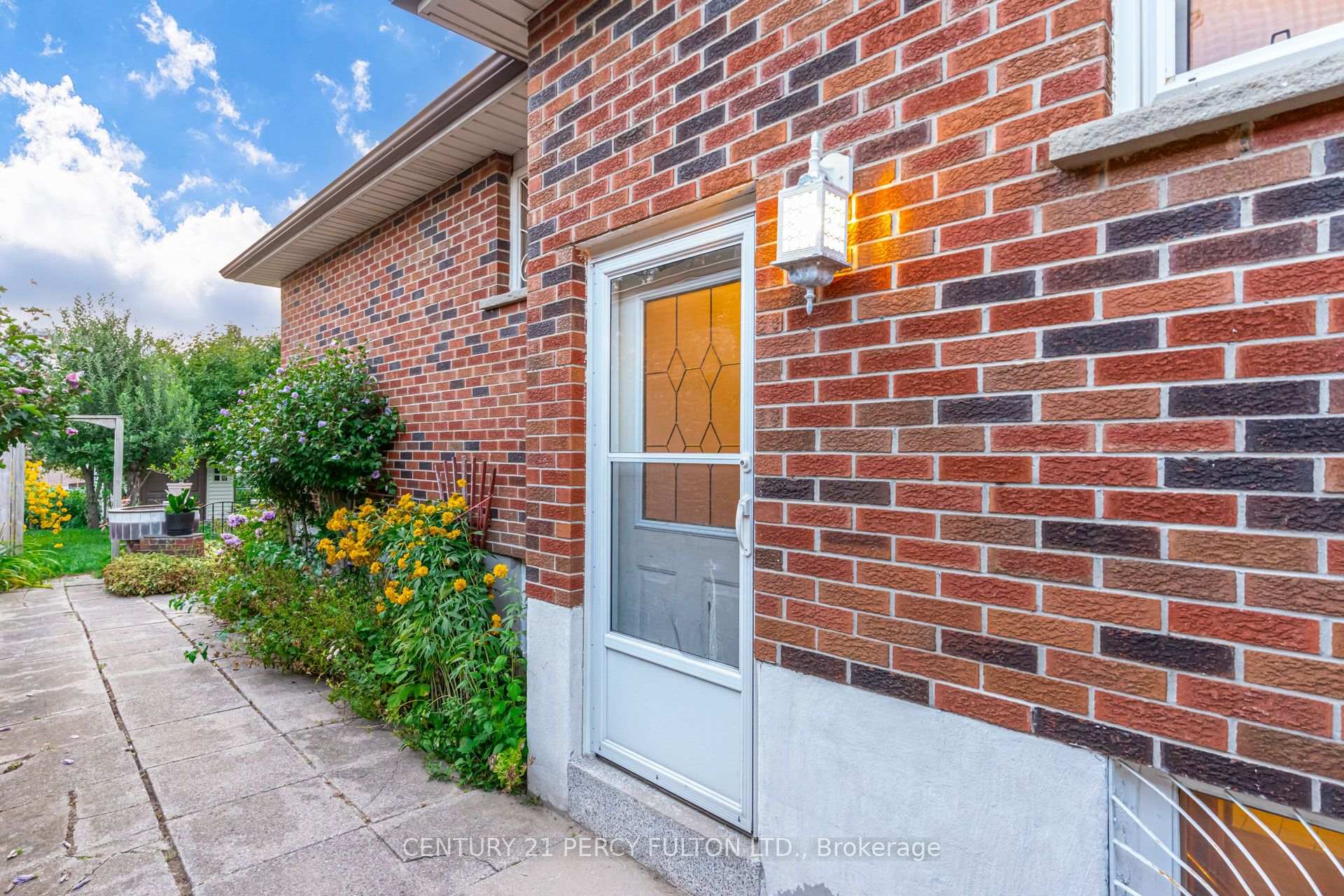 Photo 52 of 46 Cedar Drive, Scarborough, Scarborough Village — HOMEH