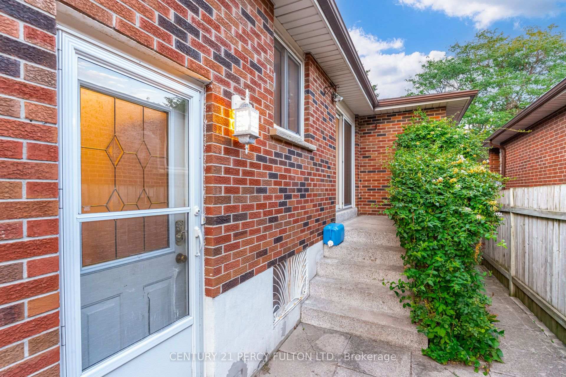 Photo 53 of 46 Cedar Drive, Scarborough, Scarborough Village — HOMEH