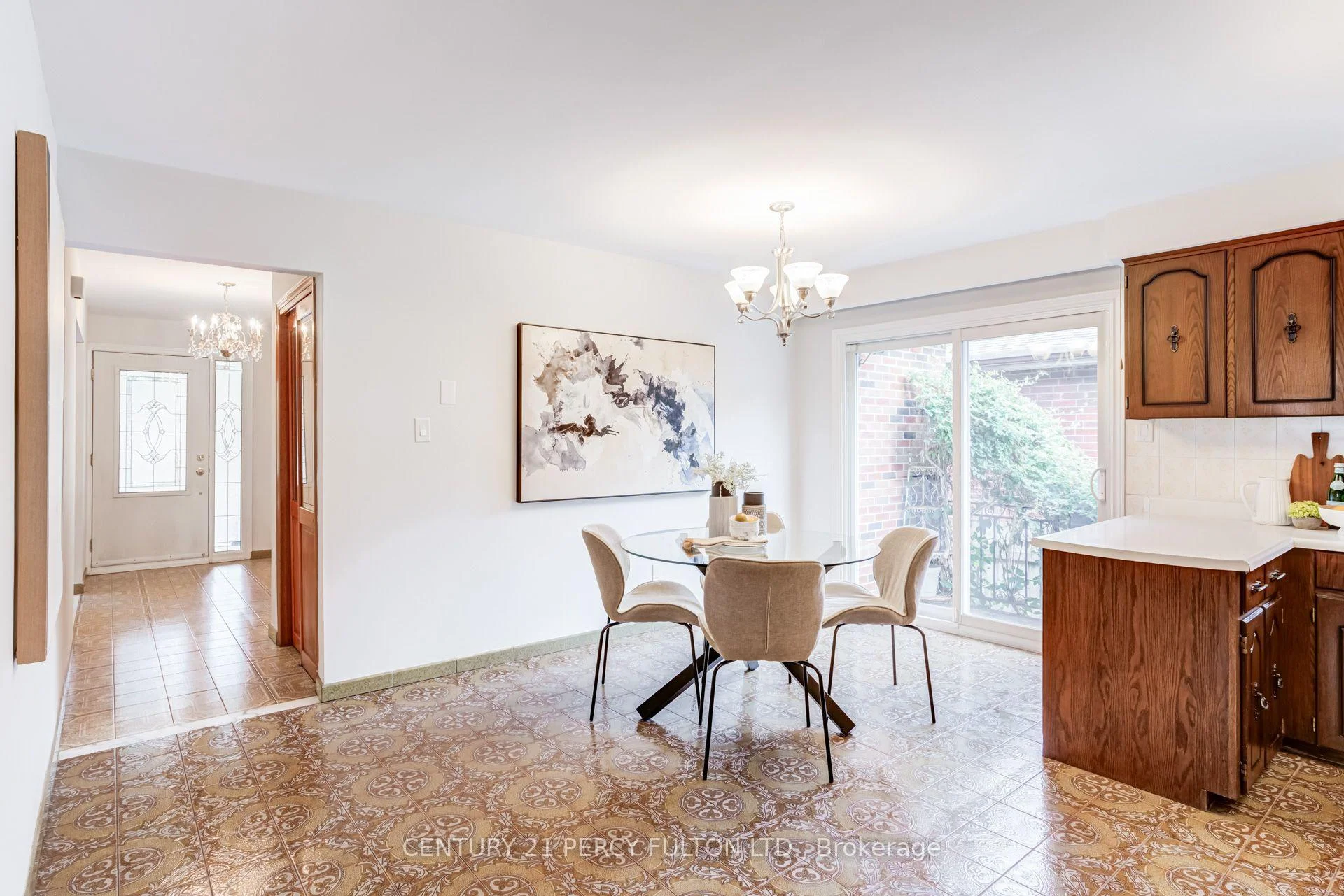 Photo 20 of 46 Cedar Drive, Scarborough, Scarborough Village — HOMEH