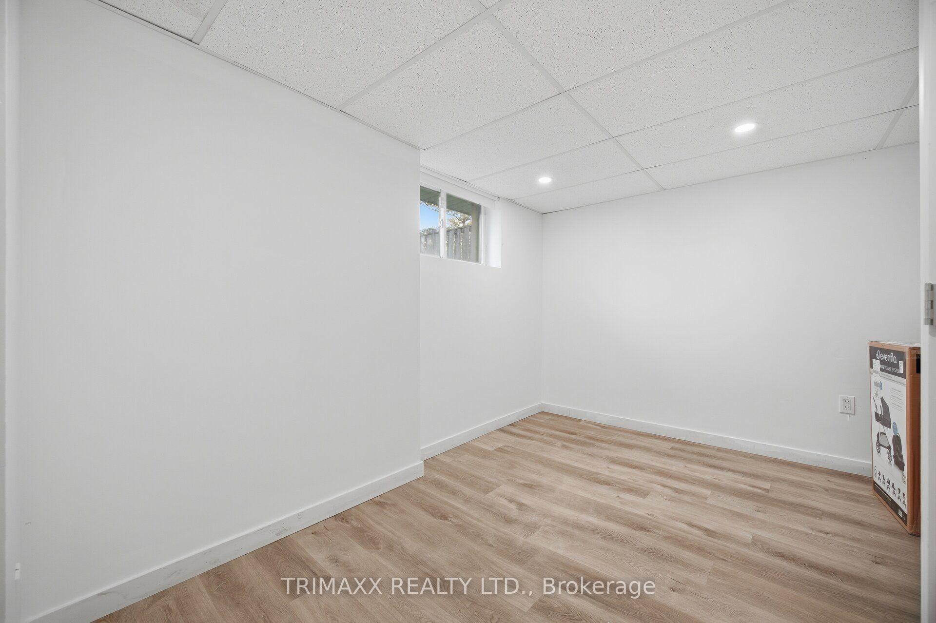 Photo 33 of 16 Loraine Drive, St. Catharines, Oakdale — HOMEH