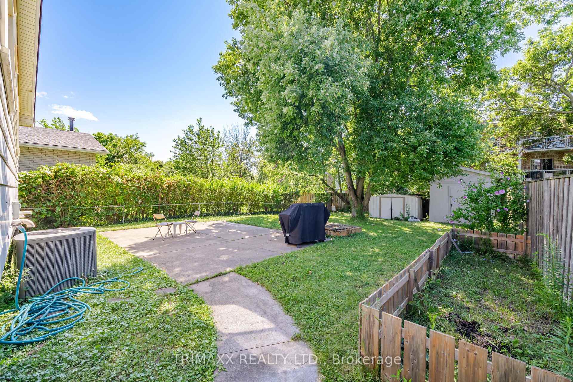 Photo 34 of 16 Loraine Drive, St. Catharines, Oakdale — HOMEH