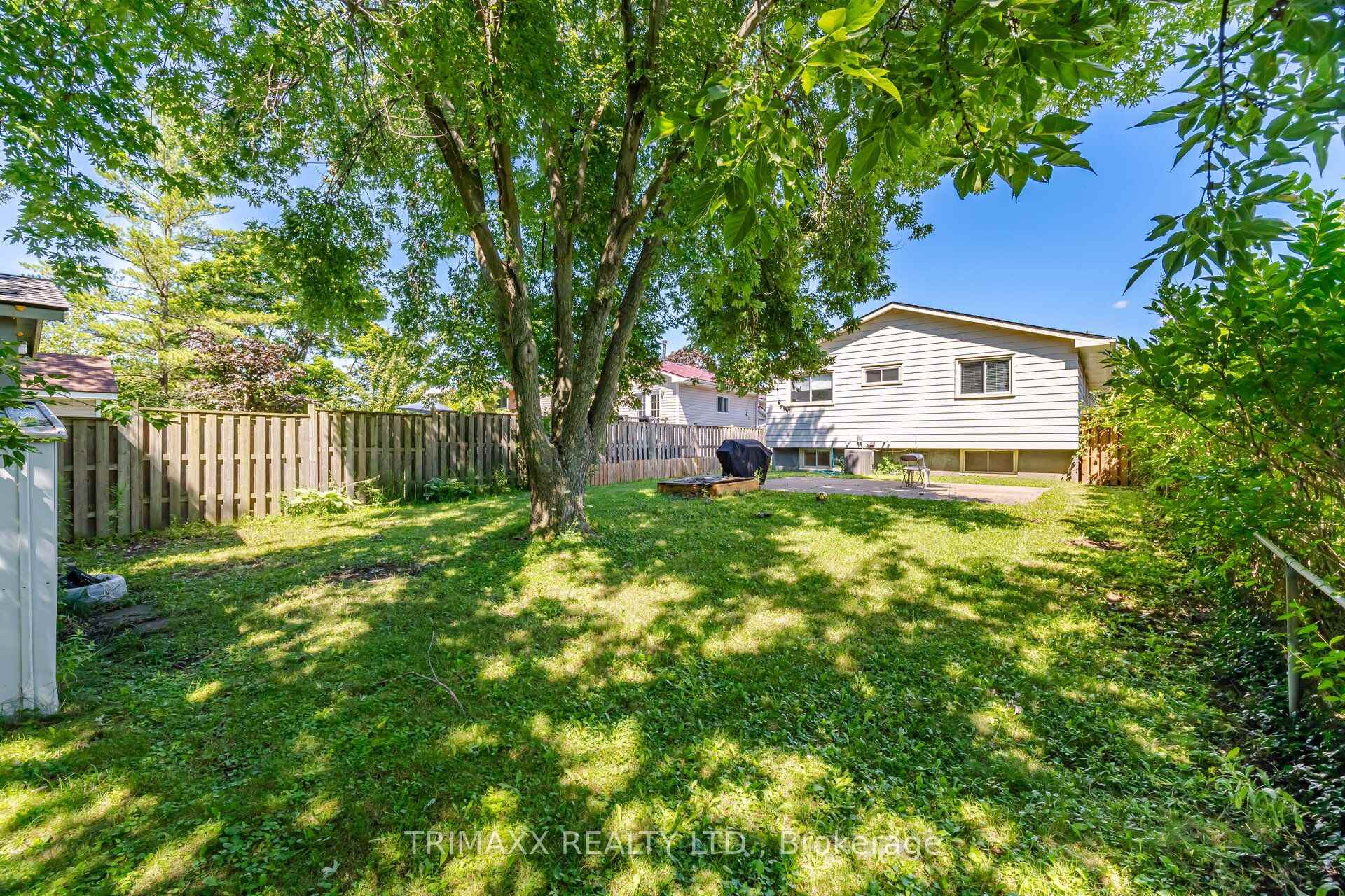 Photo 36 of 16 Loraine Drive, St. Catharines, Oakdale — HOMEH