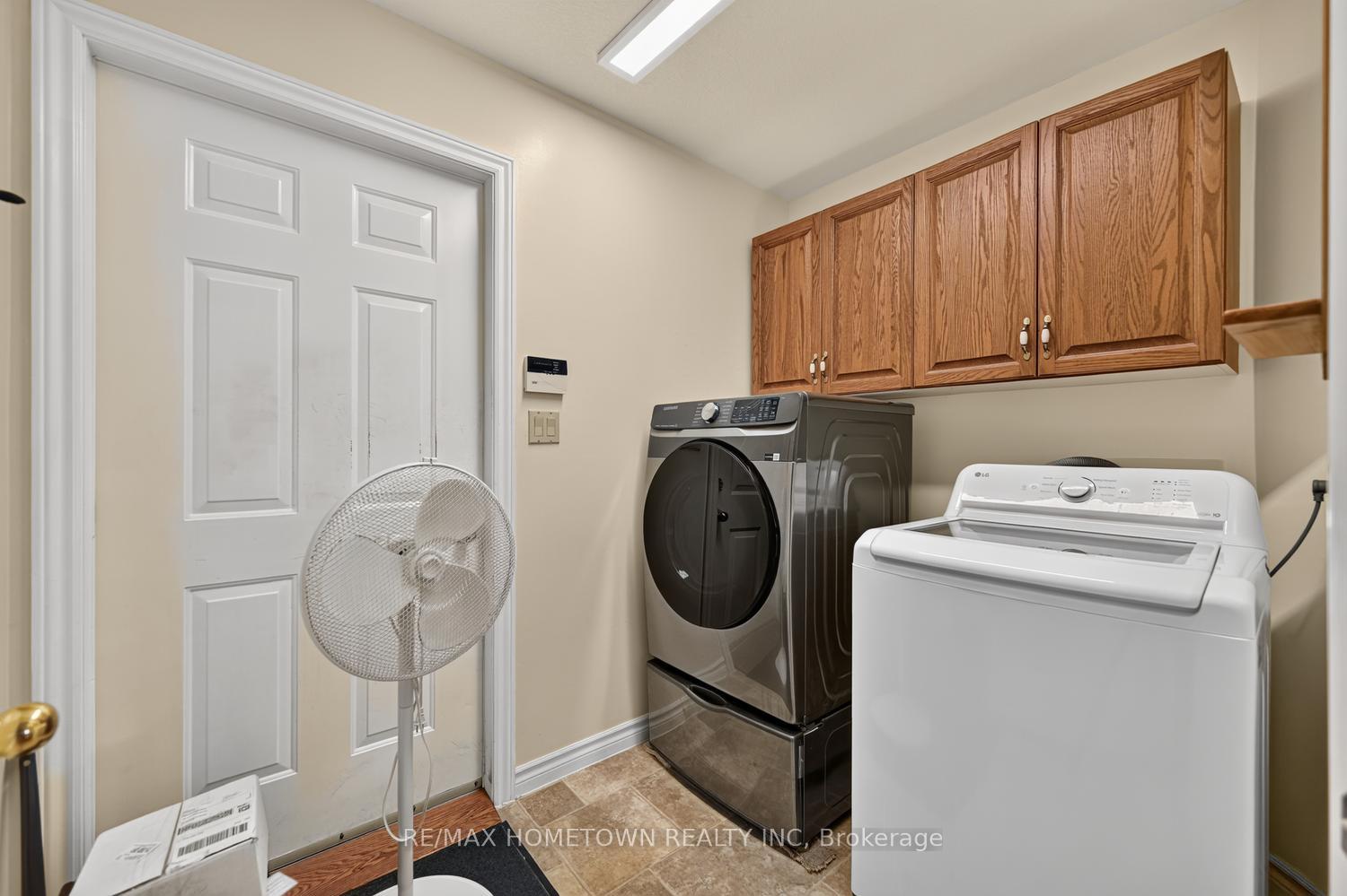 Photo 21 of 1267 Cuthbertson Avenue, Brockville, Brockville — HOMEH