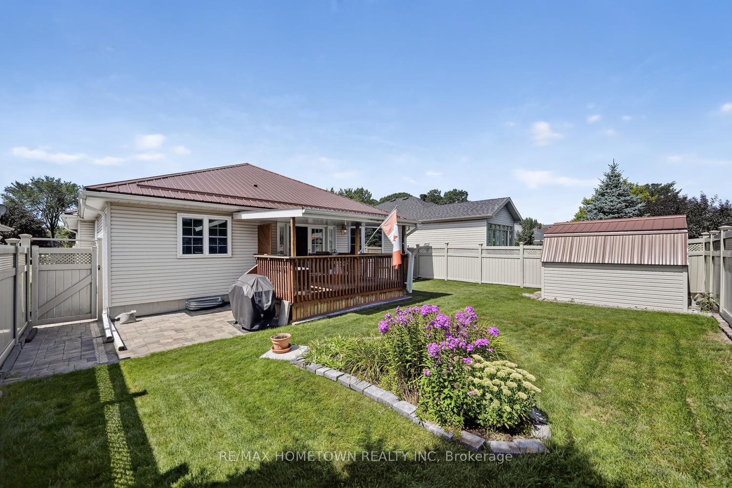 Photo 33 of 1267 Cuthbertson Avenue, Brockville, Brockville — HOMEH