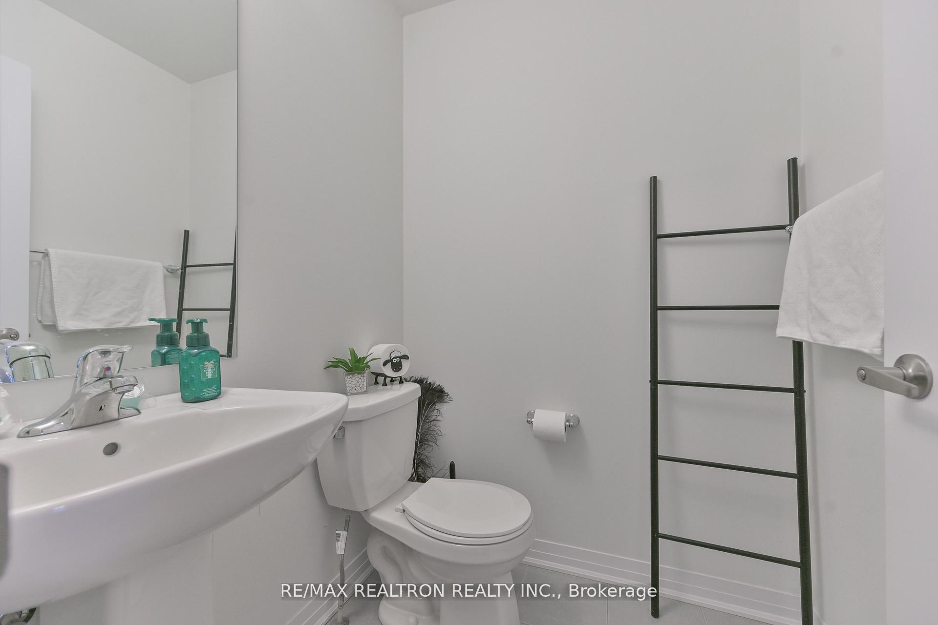 Photo 10 of 89 Masters Street, Welland, Dain City — HOMEH