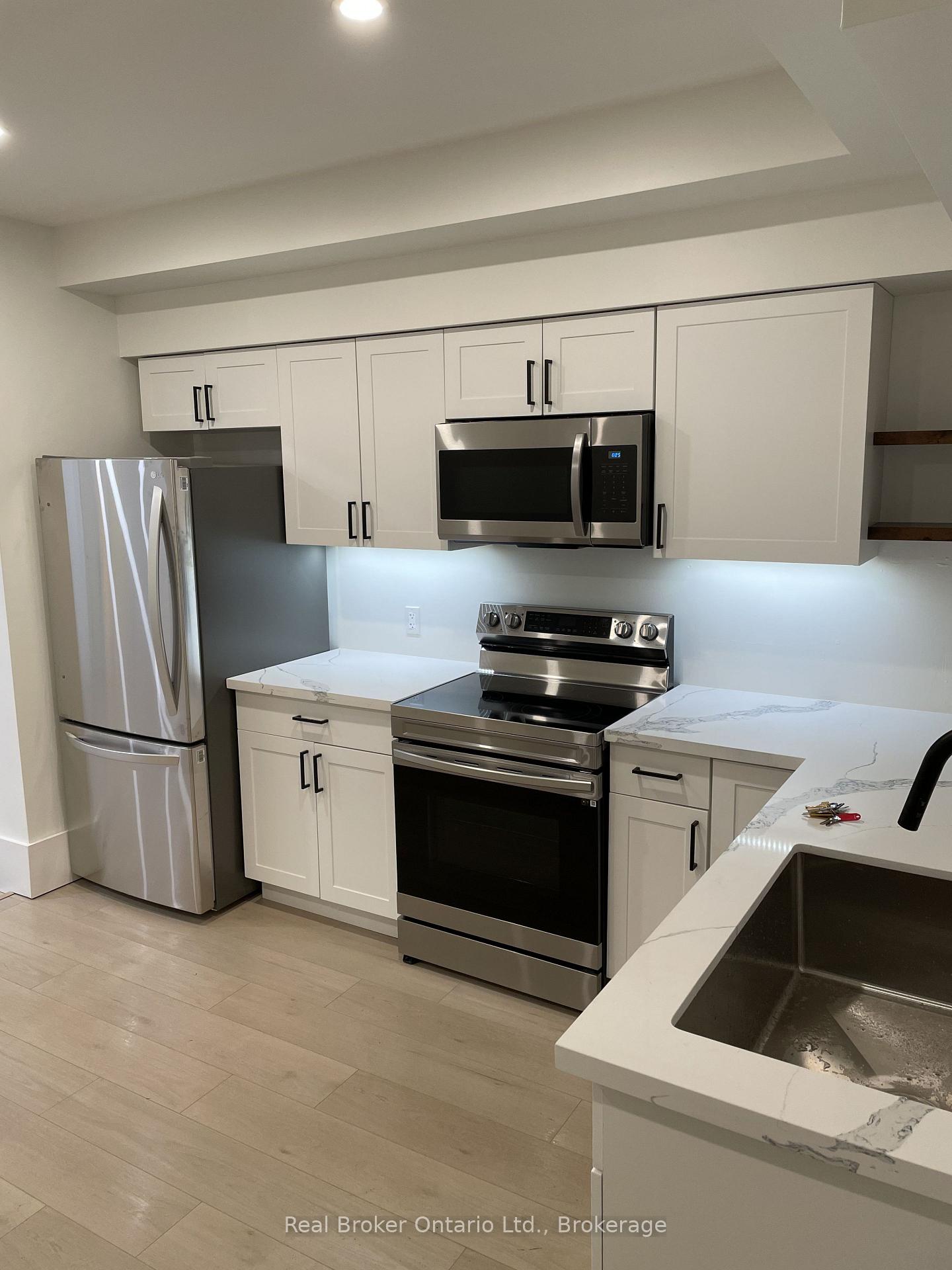 Front of Unit Lower, 104 Aylmer Street N