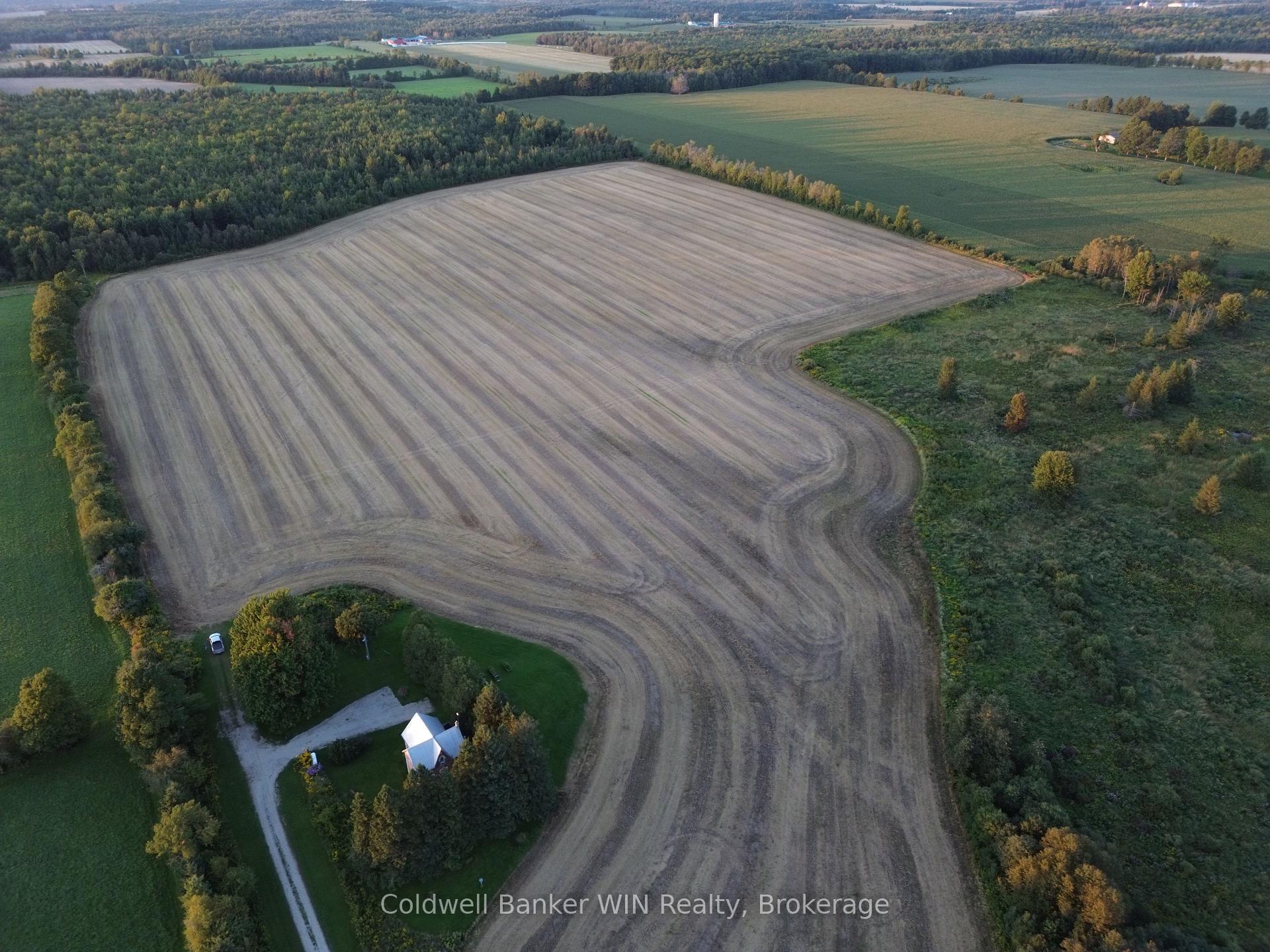 Photo 1 of 245019 Southgate Rd 24, Southgate — HOMEH