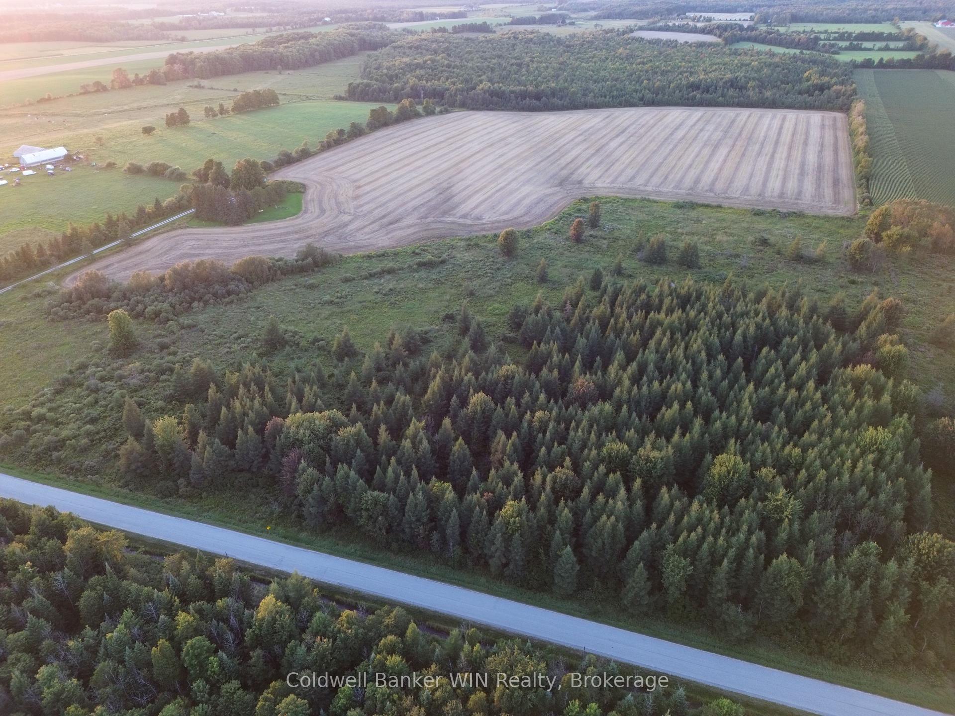 Photo 4 of 245019 Southgate Rd 24, Southgate — HOMEH