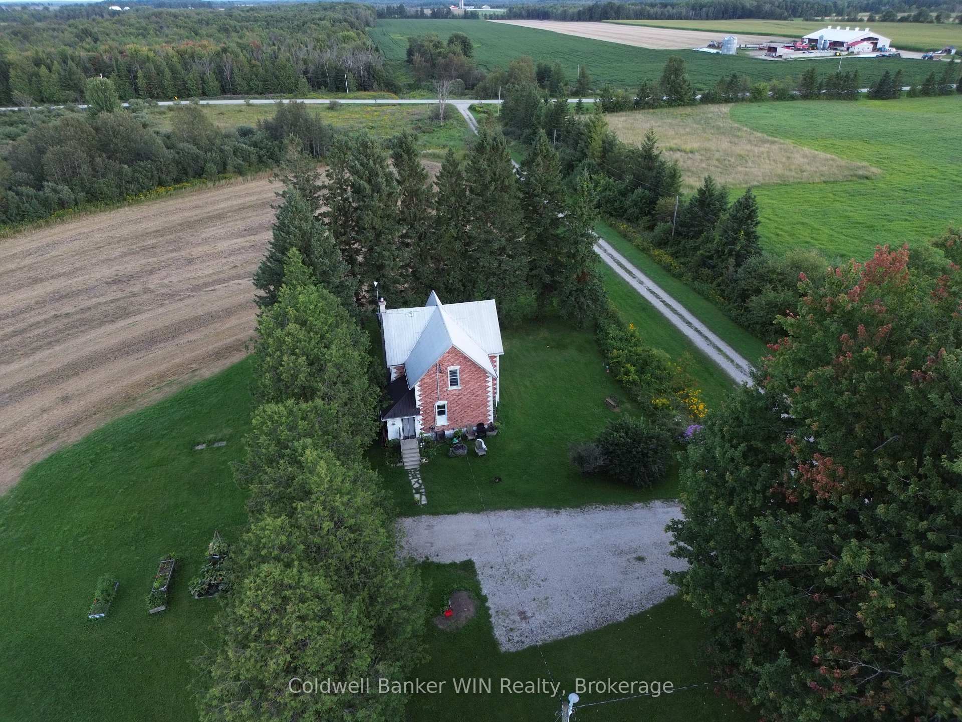 Photo 13 of 245019 Southgate Rd 24, Southgate — HOMEH