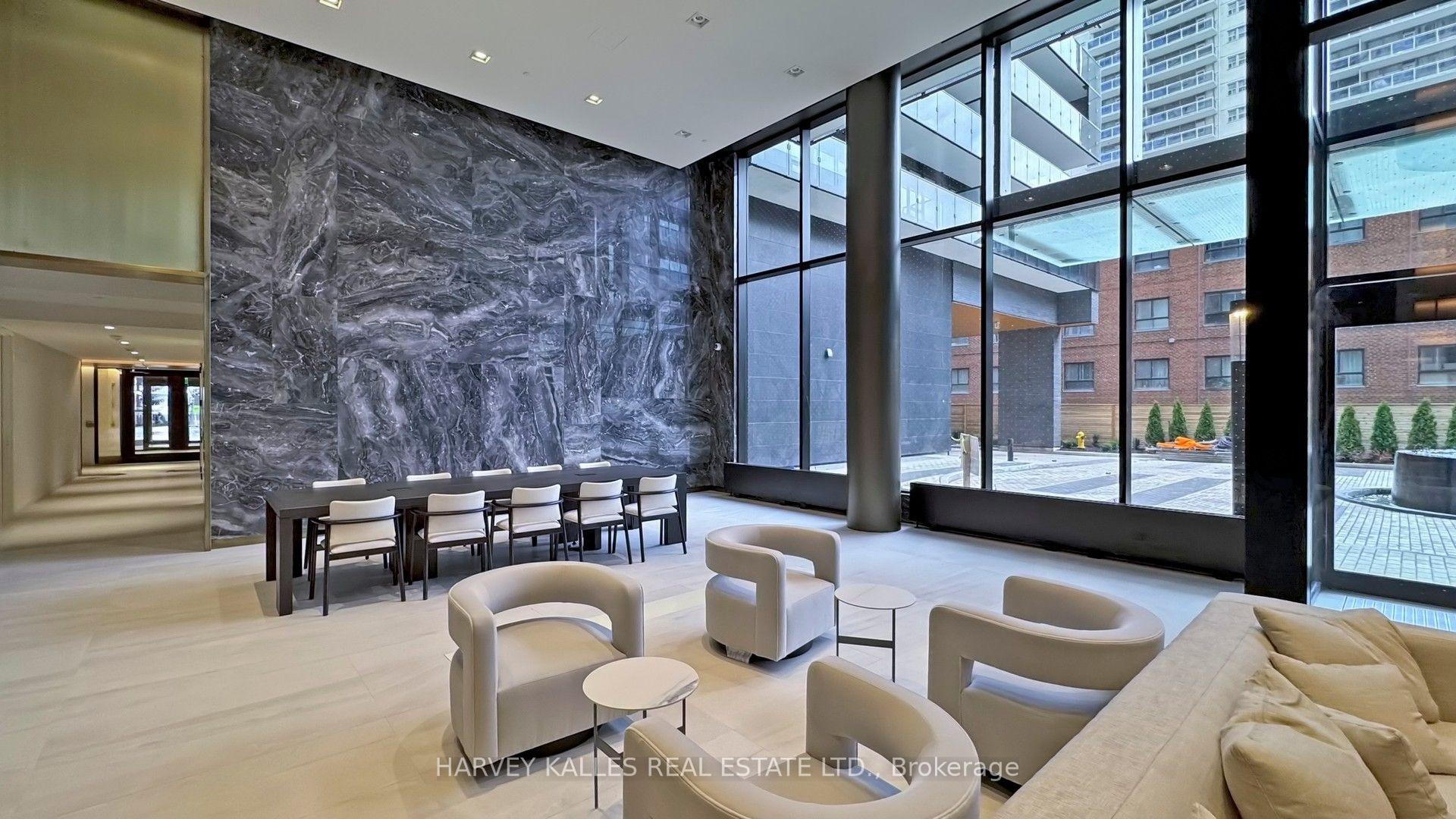 Photo 3 of Unit 3302, 127 Broadway Avenue, Toronto, Mount Pleasant West — HOMEH