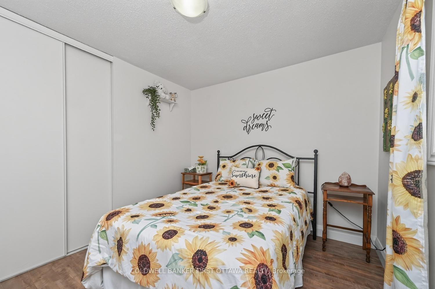 Photo 20 of 1528 Brookmill Lane, Ottawa, Pineview — HOMEH