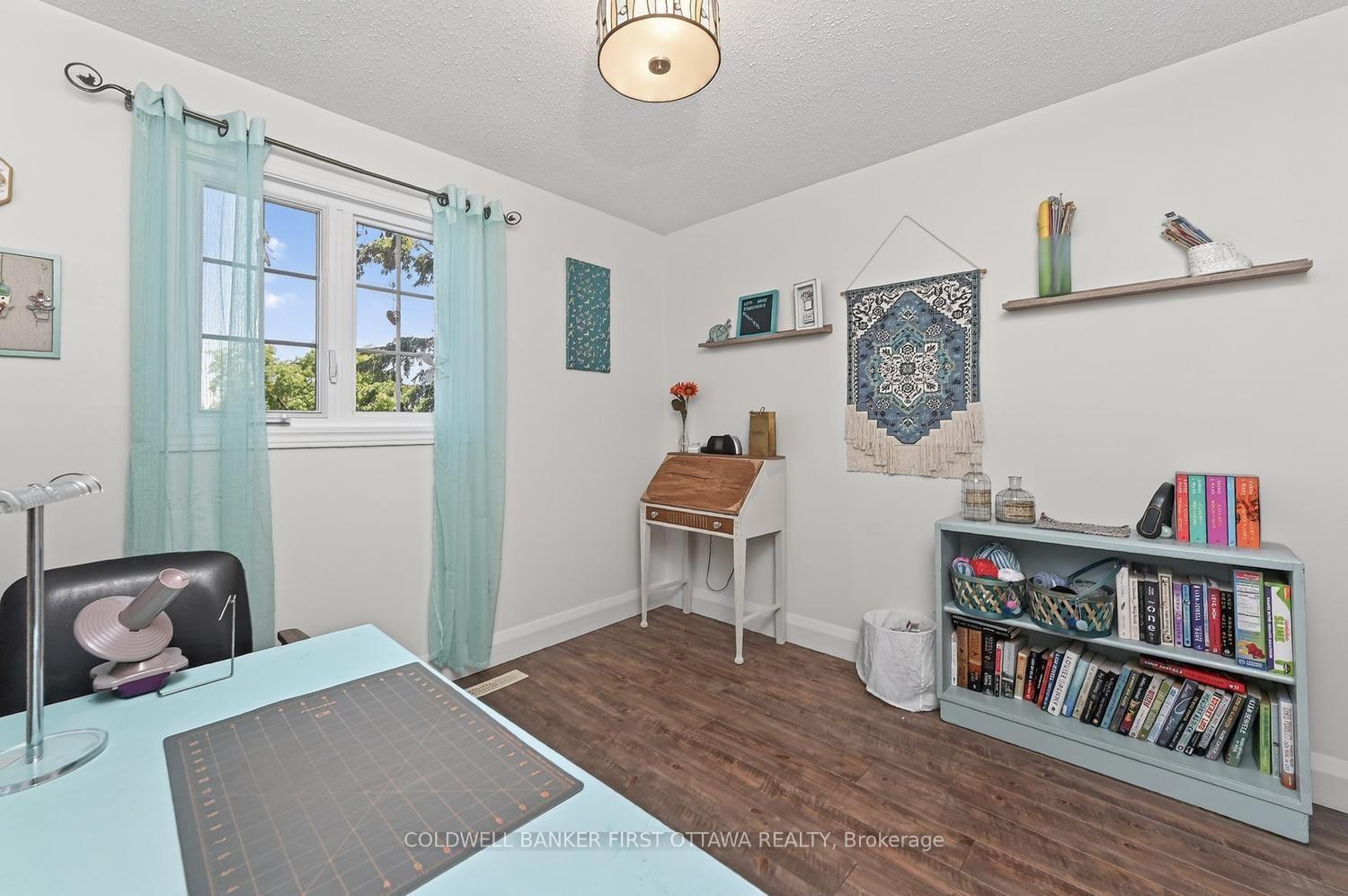 Photo 25 of 1528 Brookmill Lane, Ottawa, Pineview — HOMEH