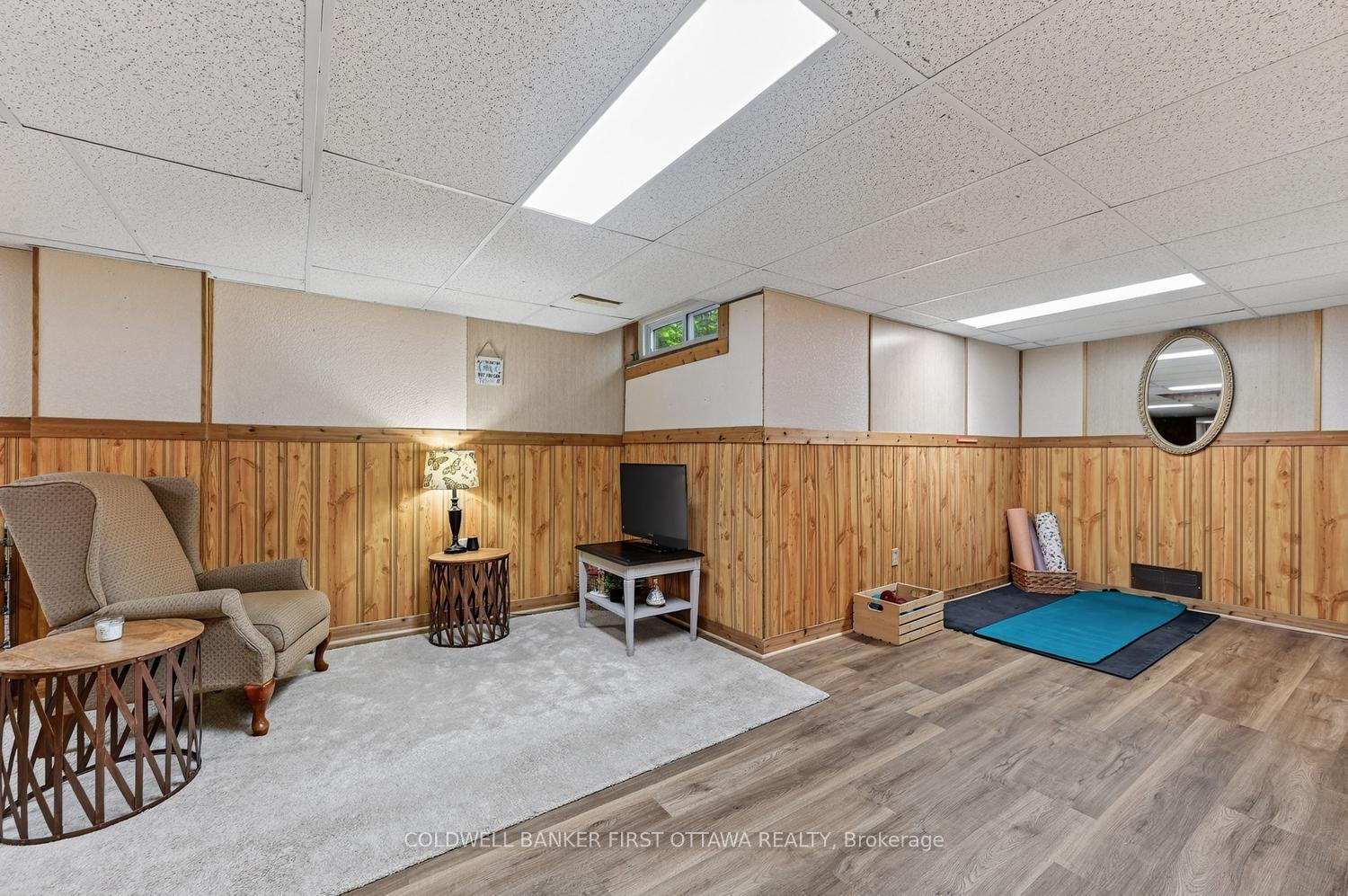 Photo 27 of 1528 Brookmill Lane, Ottawa, Pineview — HOMEH