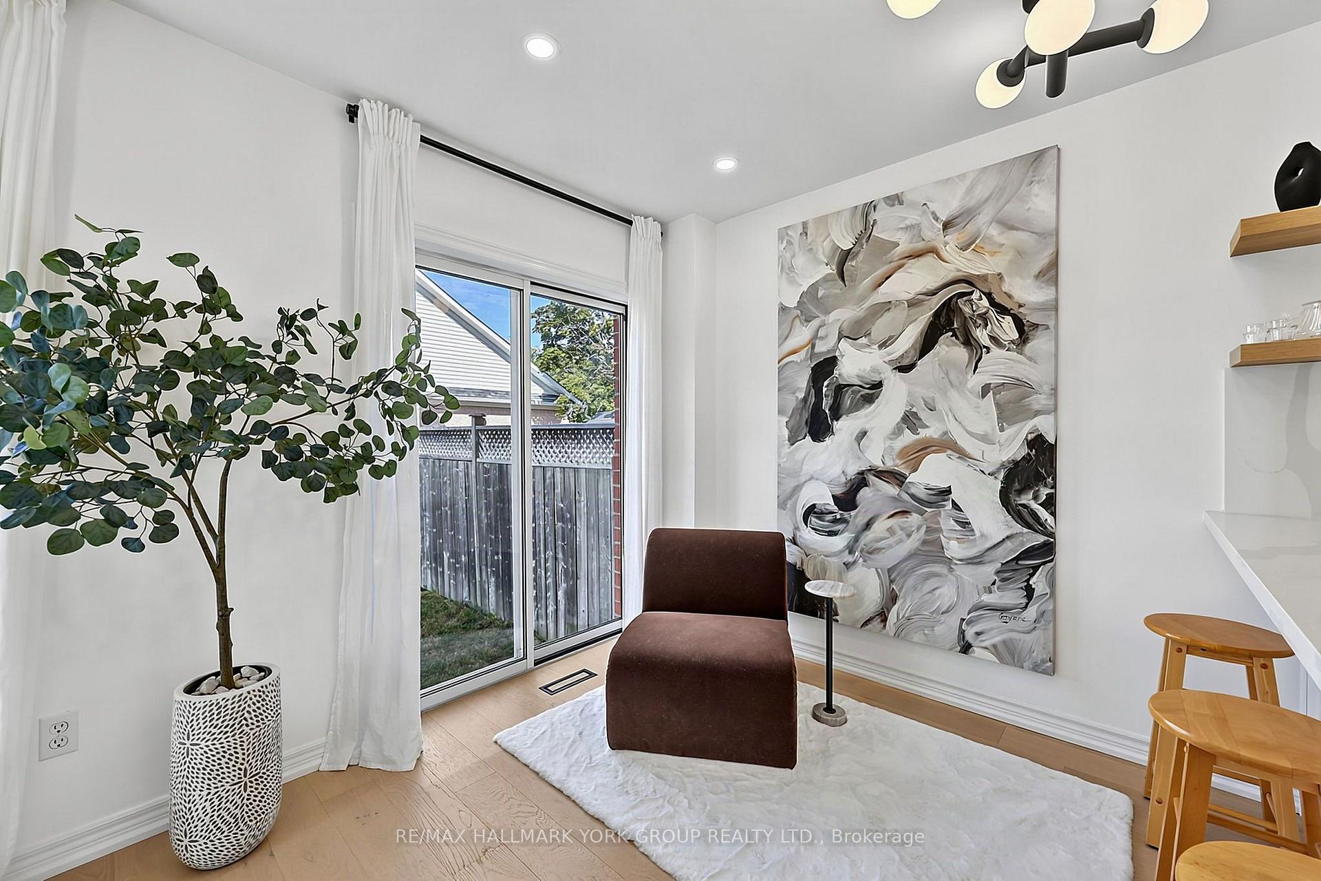 Photo 12 of 74 Snedden Avenue, Aurora, Bayview Wellington — HOMEH