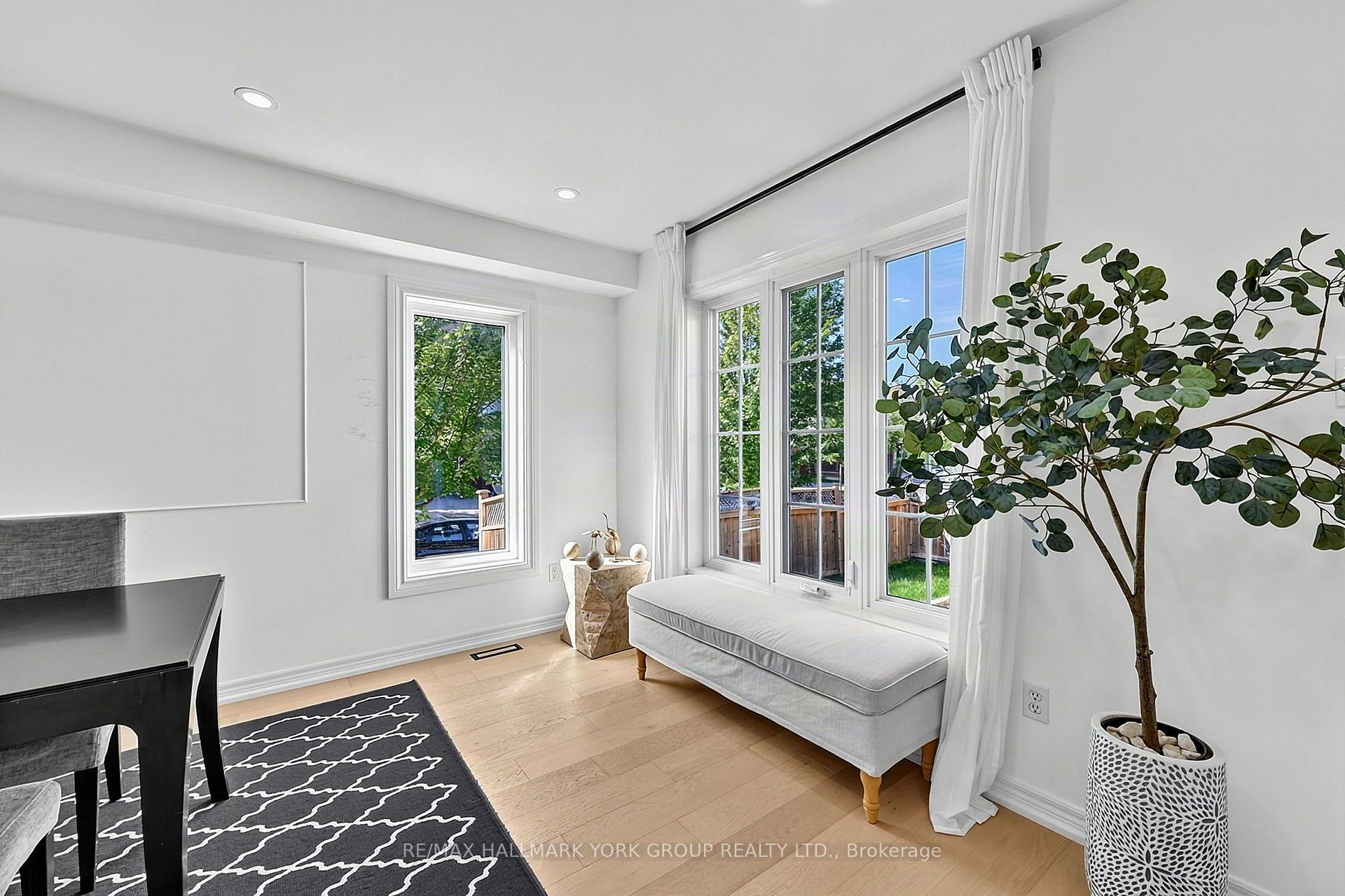 Photo 14 of 74 Snedden Avenue, Aurora, Bayview Wellington — HOMEH