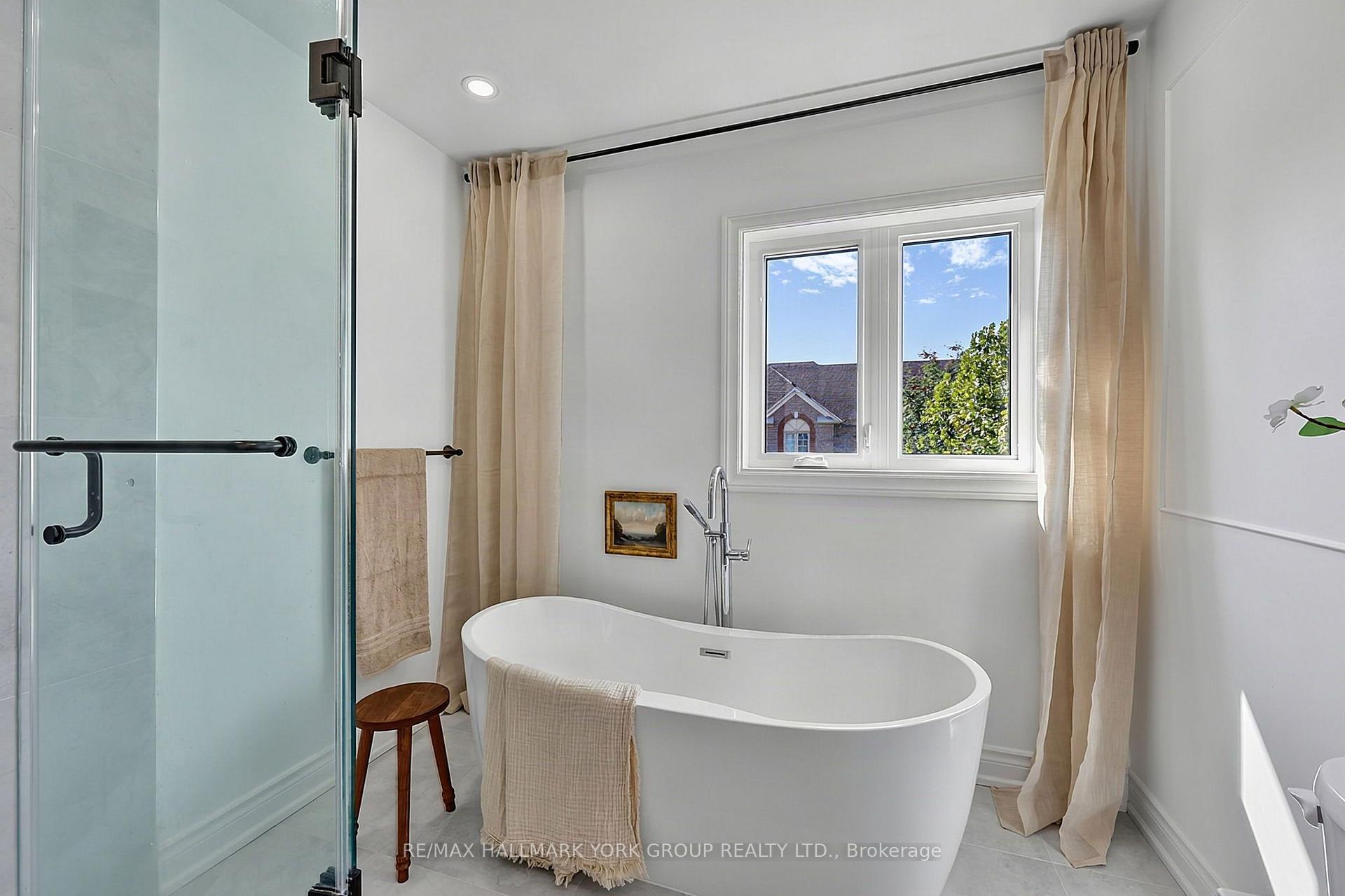 Photo 20 of 74 Snedden Avenue, Aurora, Bayview Wellington — HOMEH