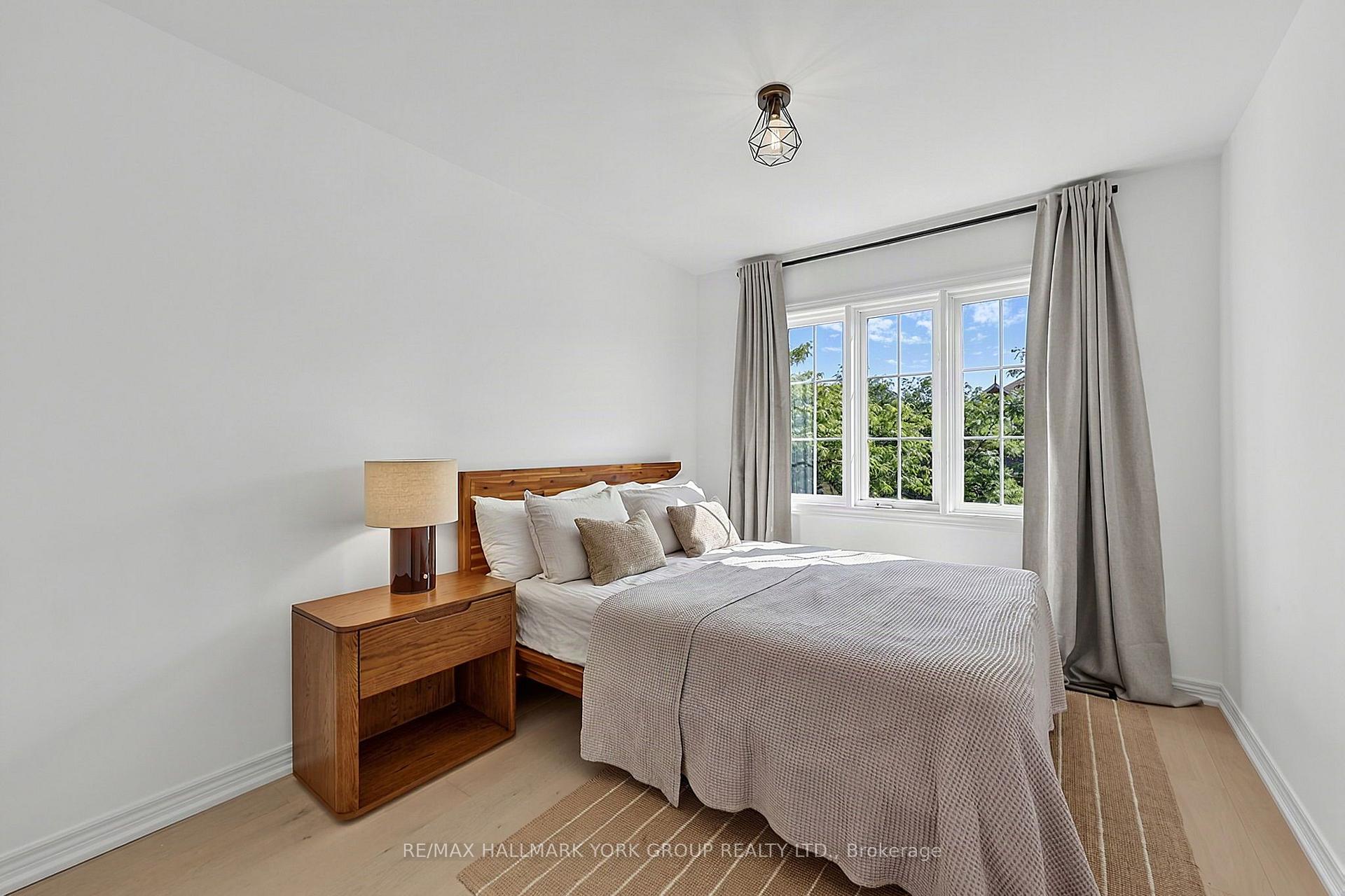 Photo 24 of 74 Snedden Avenue, Aurora, Bayview Wellington — HOMEH