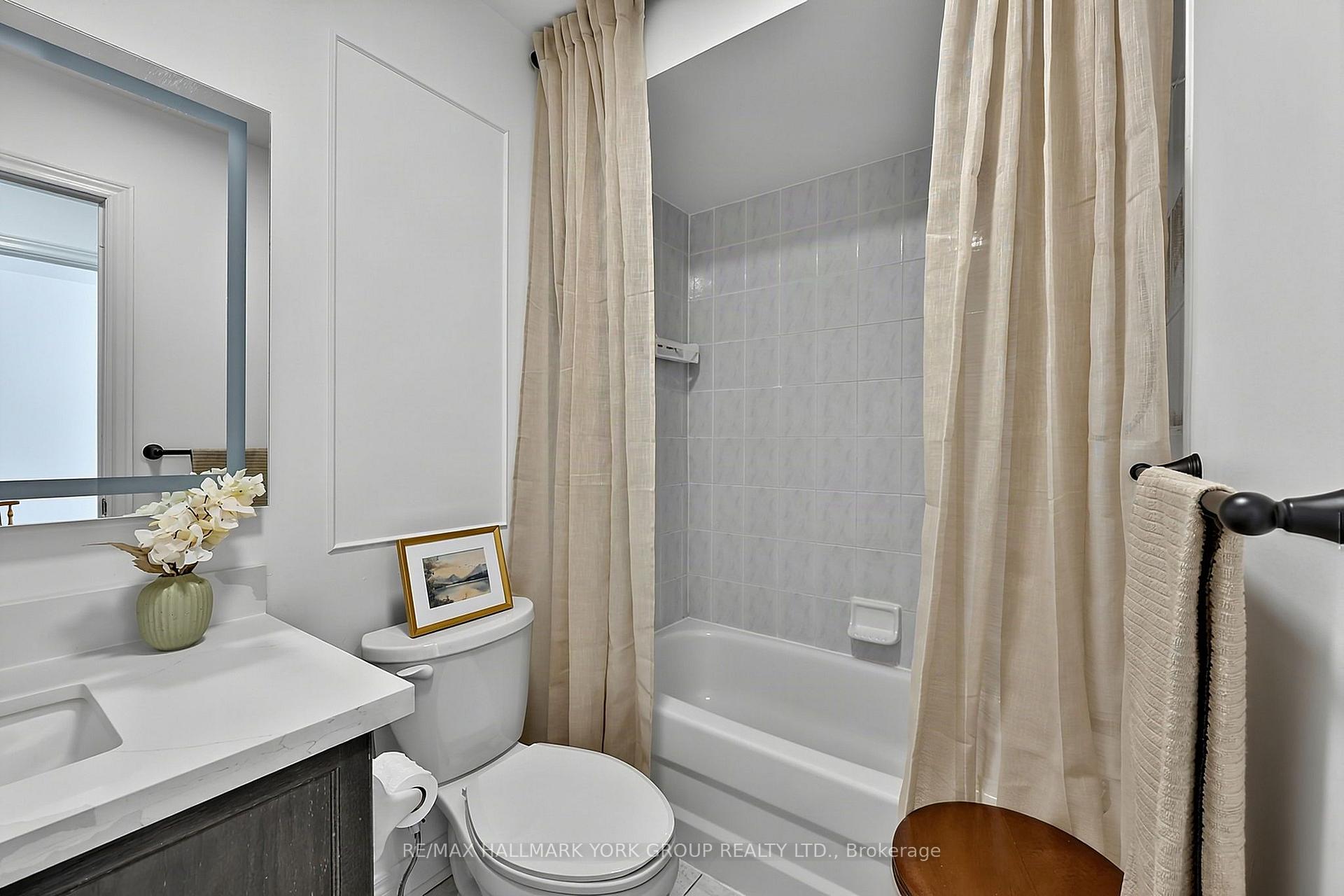 Photo 26 of 74 Snedden Avenue, Aurora, Bayview Wellington — HOMEH