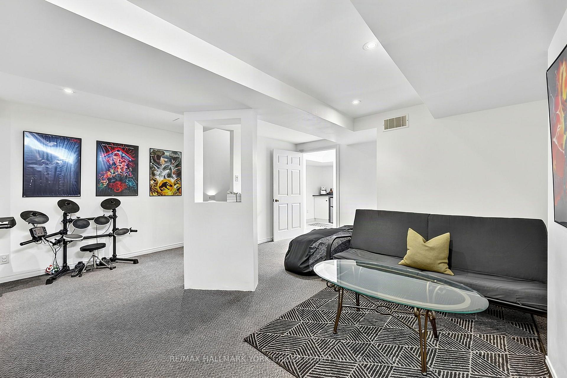 Photo 28 of 74 Snedden Avenue, Aurora, Bayview Wellington — HOMEH