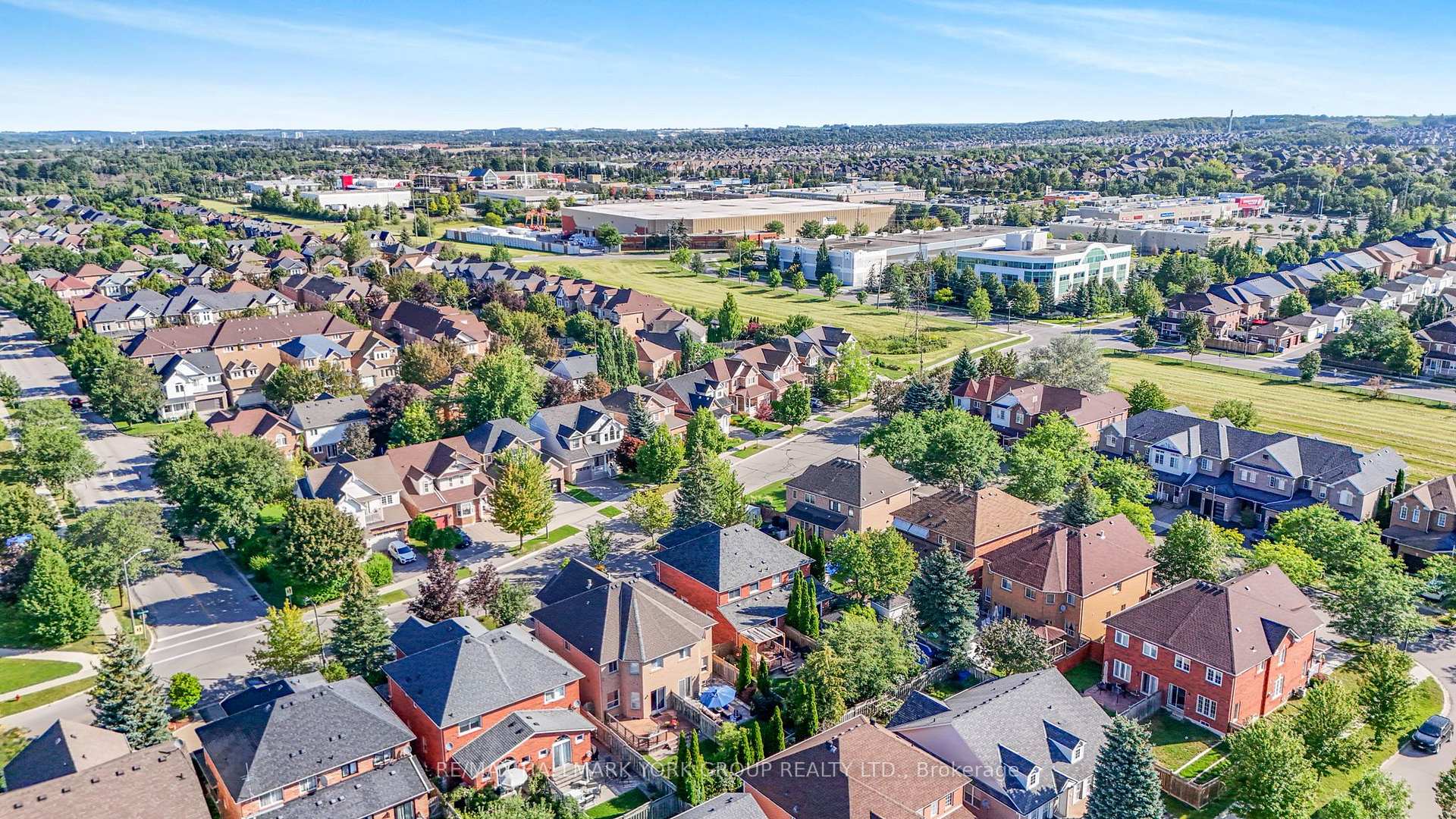 Photo 36 of 74 Snedden Avenue, Aurora, Bayview Wellington — HOMEH