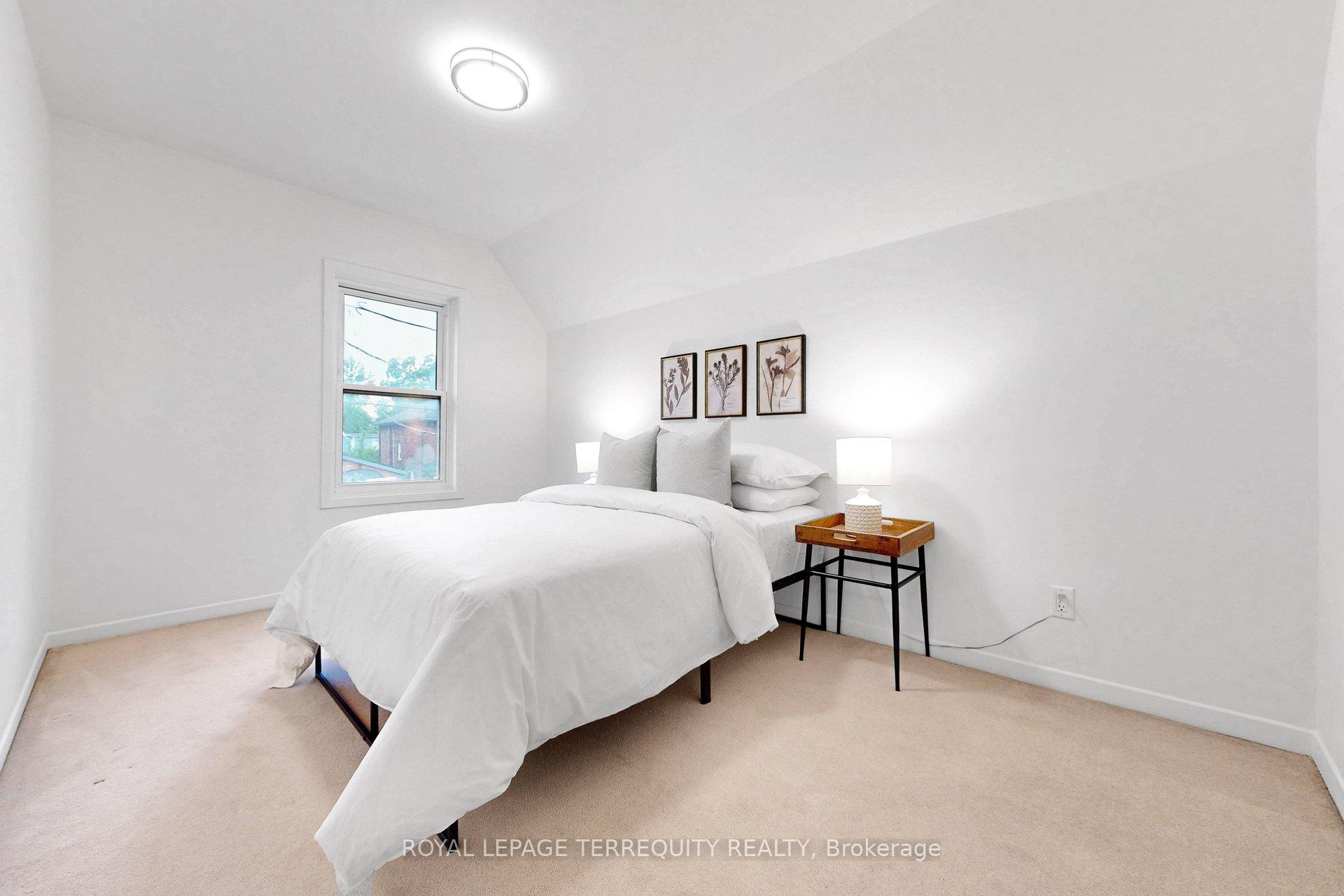 Photo 17 of 372 St Johns Road, Toronto, Runnymede-Bloor West Village — HOMEH